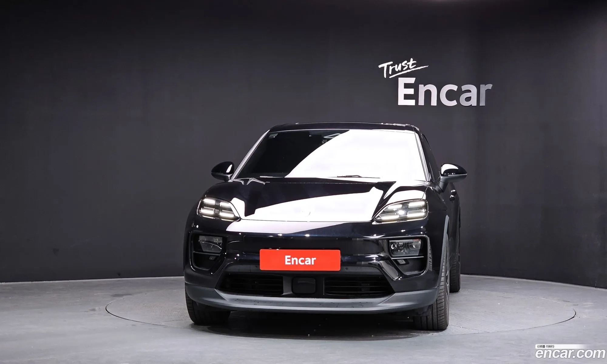 Porsche Macan EV 2025 — 5