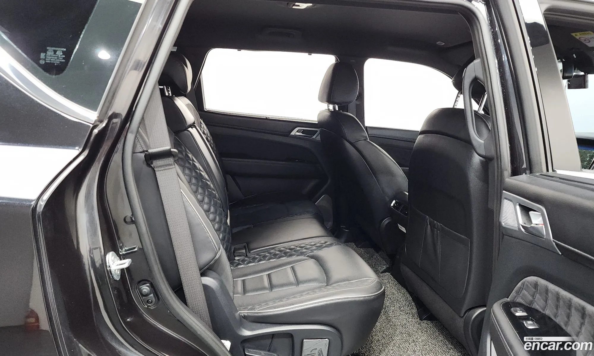 KG Mobility (SsangYong) Rexton 2020 — 19