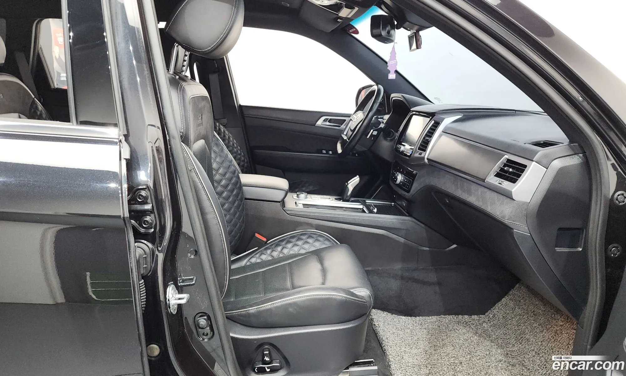 KG Mobility (SsangYong) Rexton 2020 — 8
