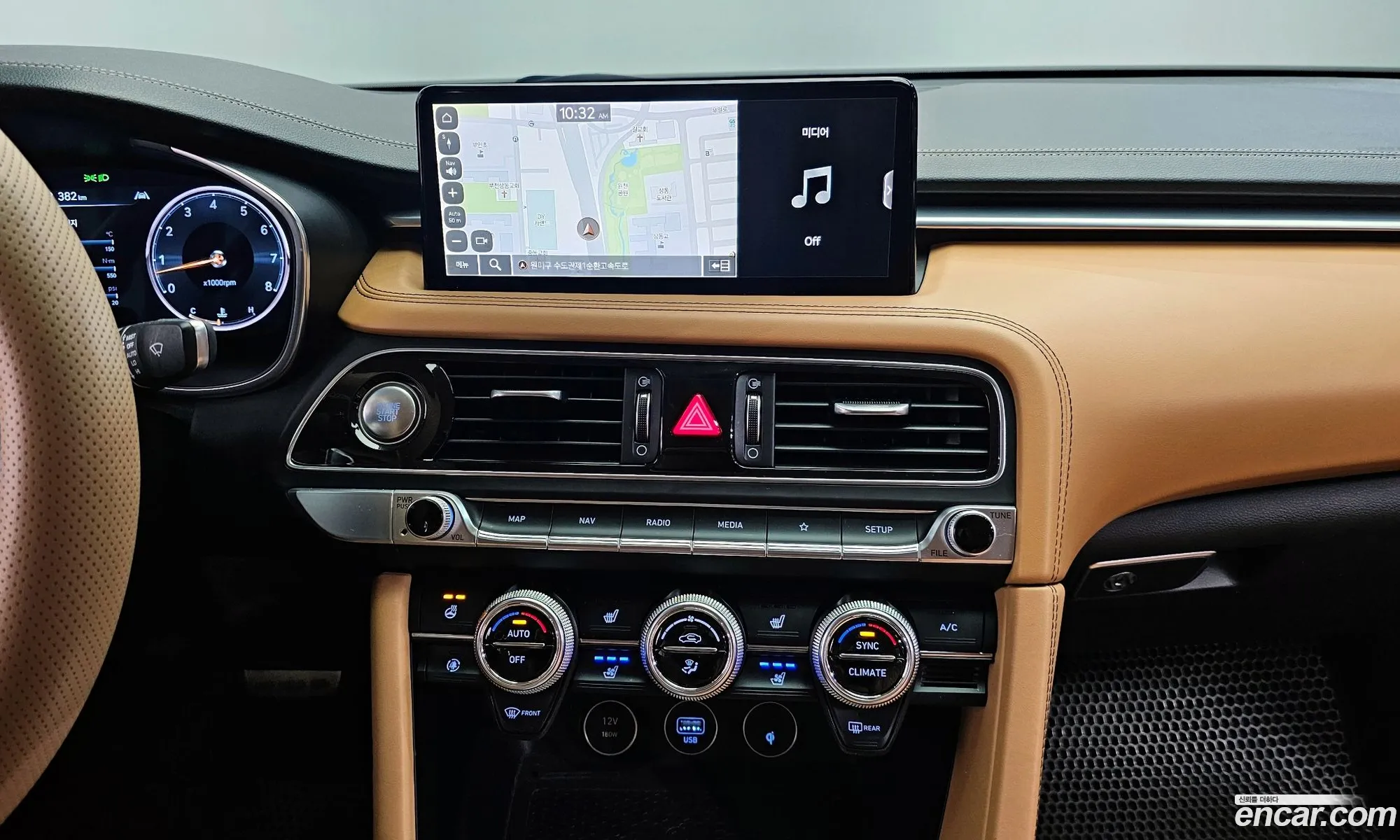 Genesis G70 2021 — 11