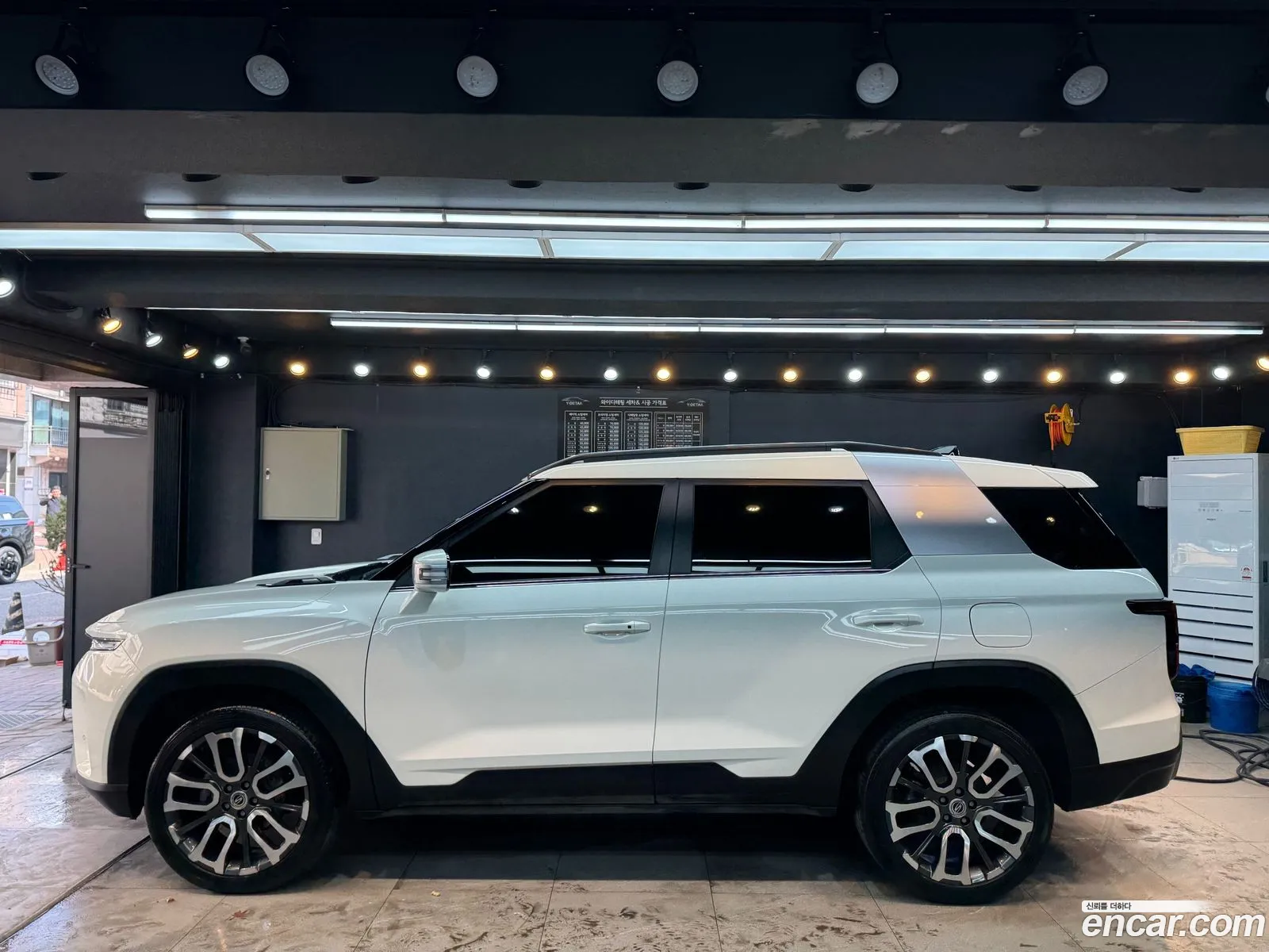 KG Mobility (SsangYong) Torres 2022 — 8
