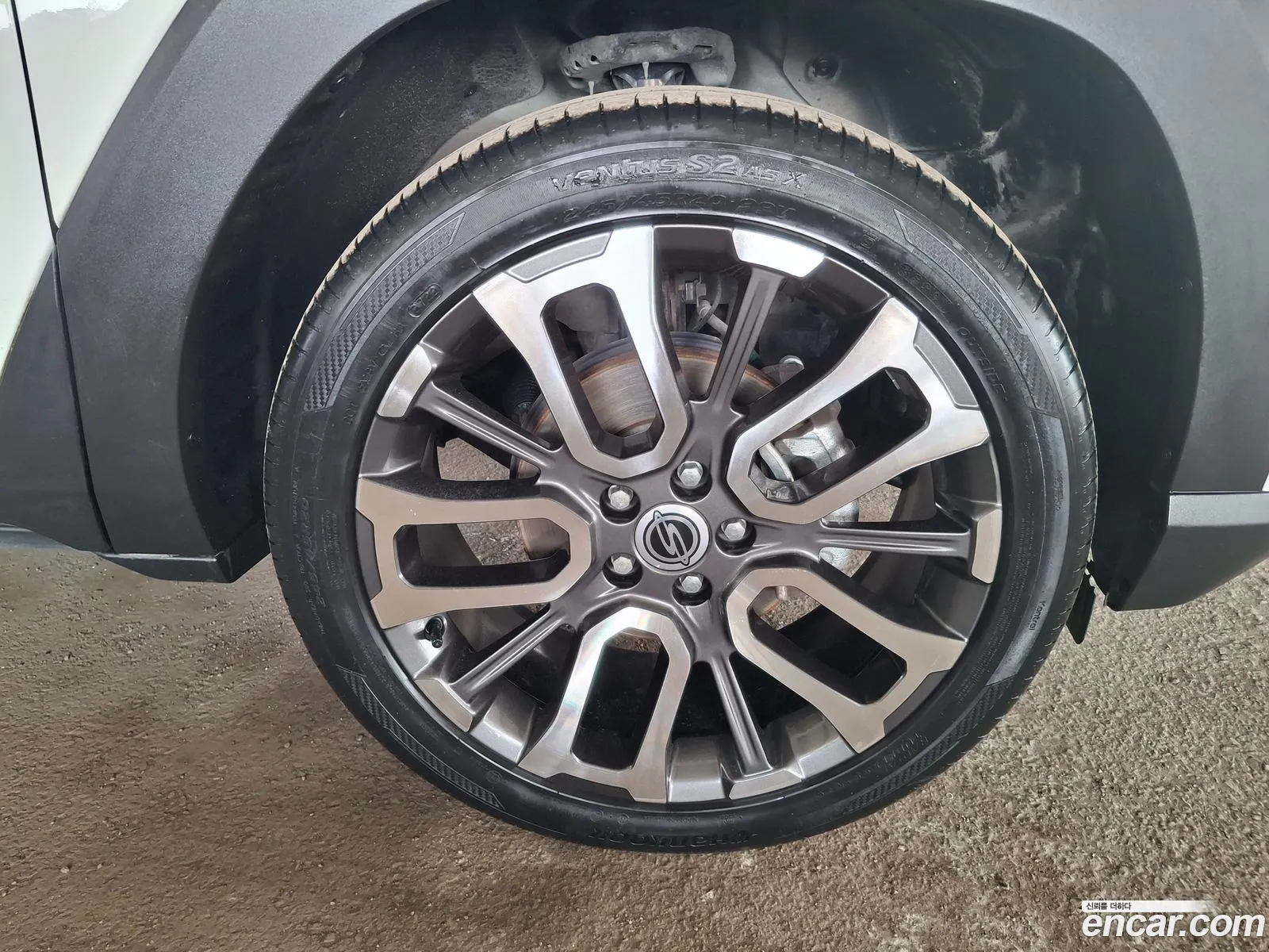KG Mobility (SsangYong) Torres 2022 — 15