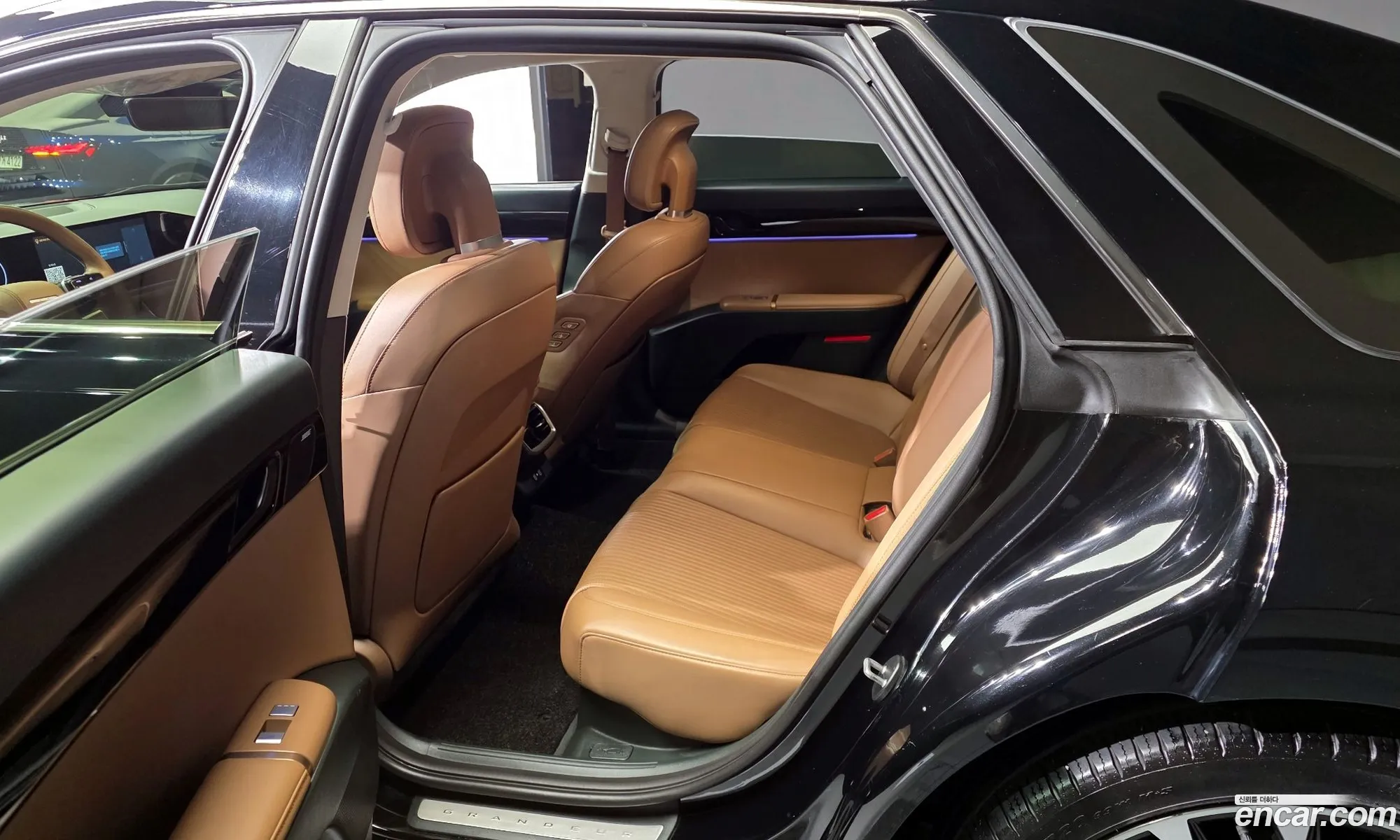 Hyundai Grandeur Hybrid 2023 — 15