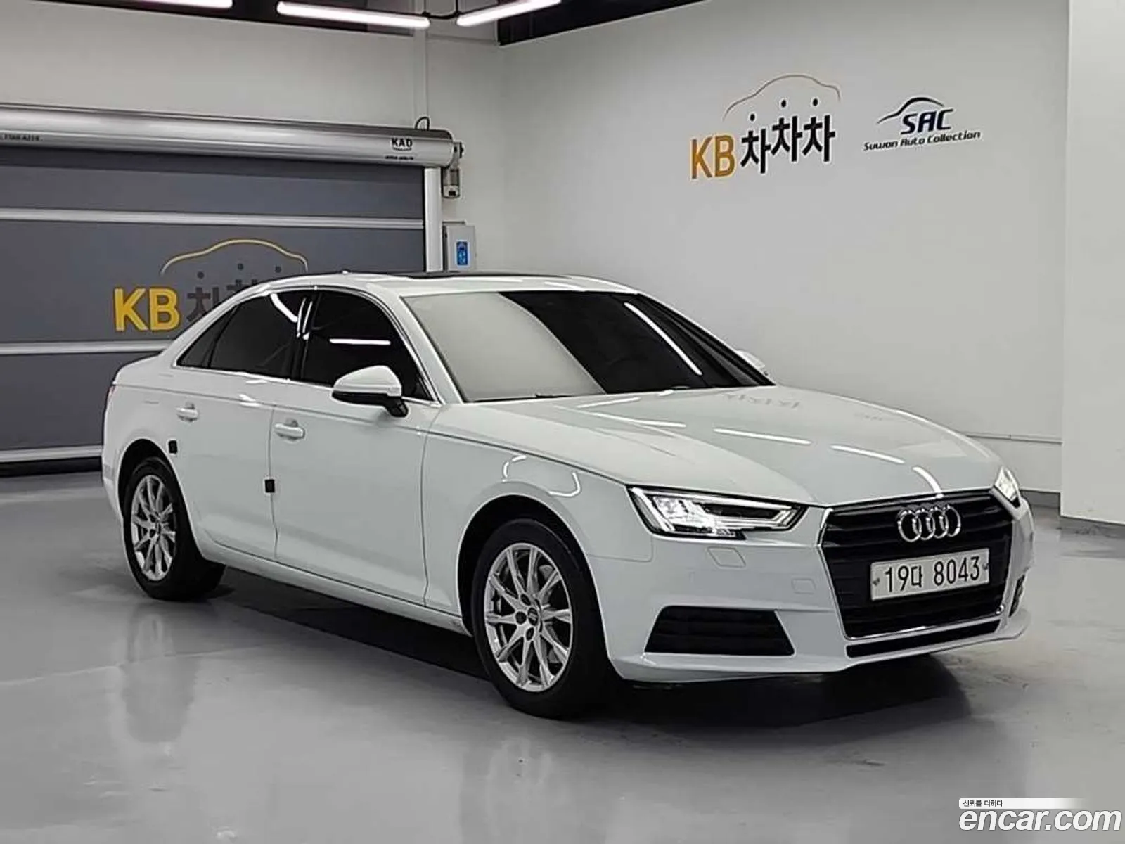 Audi A4 2018 — 13