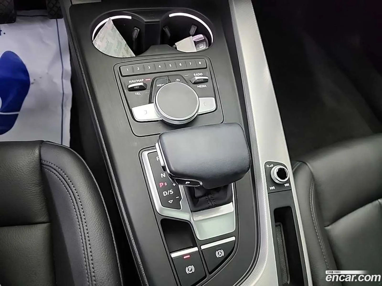 Audi A4 2018 — 17