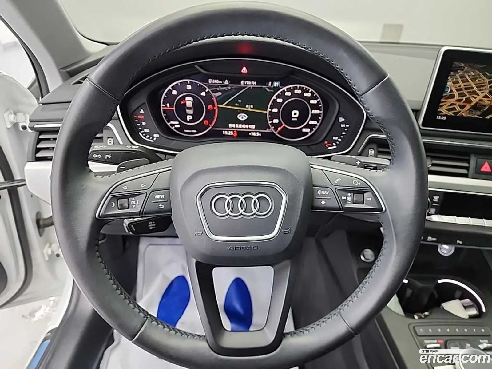Audi A4 2018 — 16