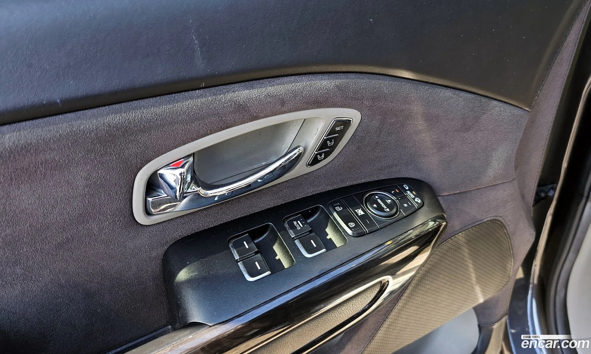 Kia Carnival 2017 — 18