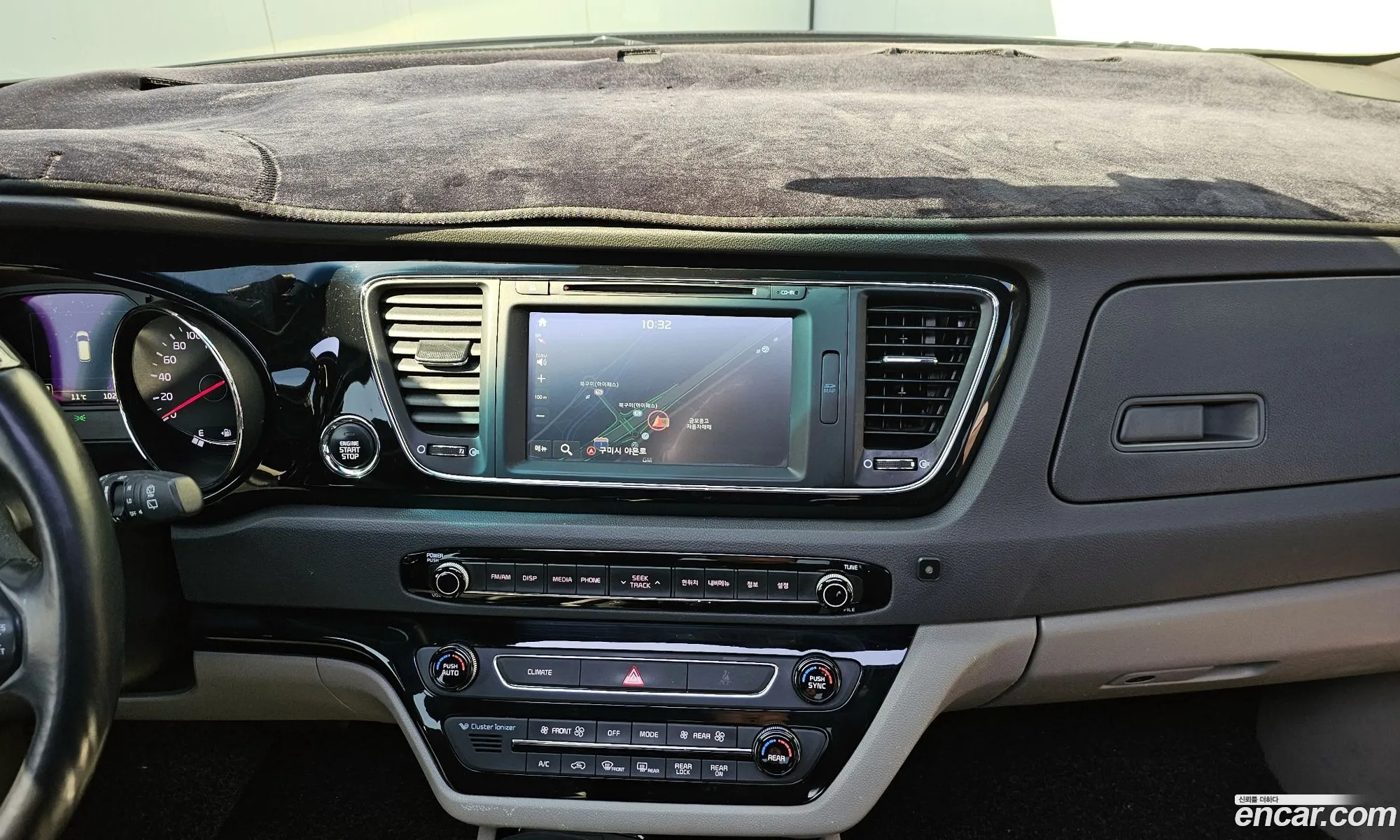 Kia Carnival 2017 — 2