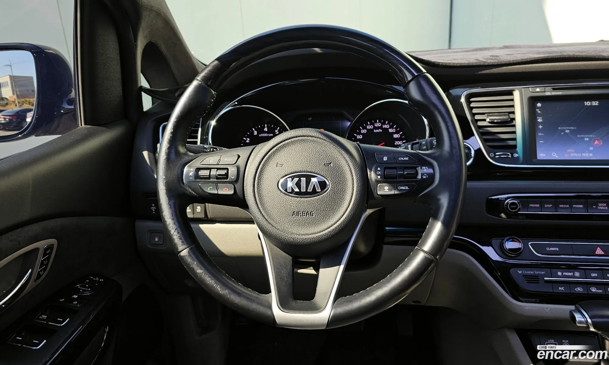 Kia Carnival 2017 — 16