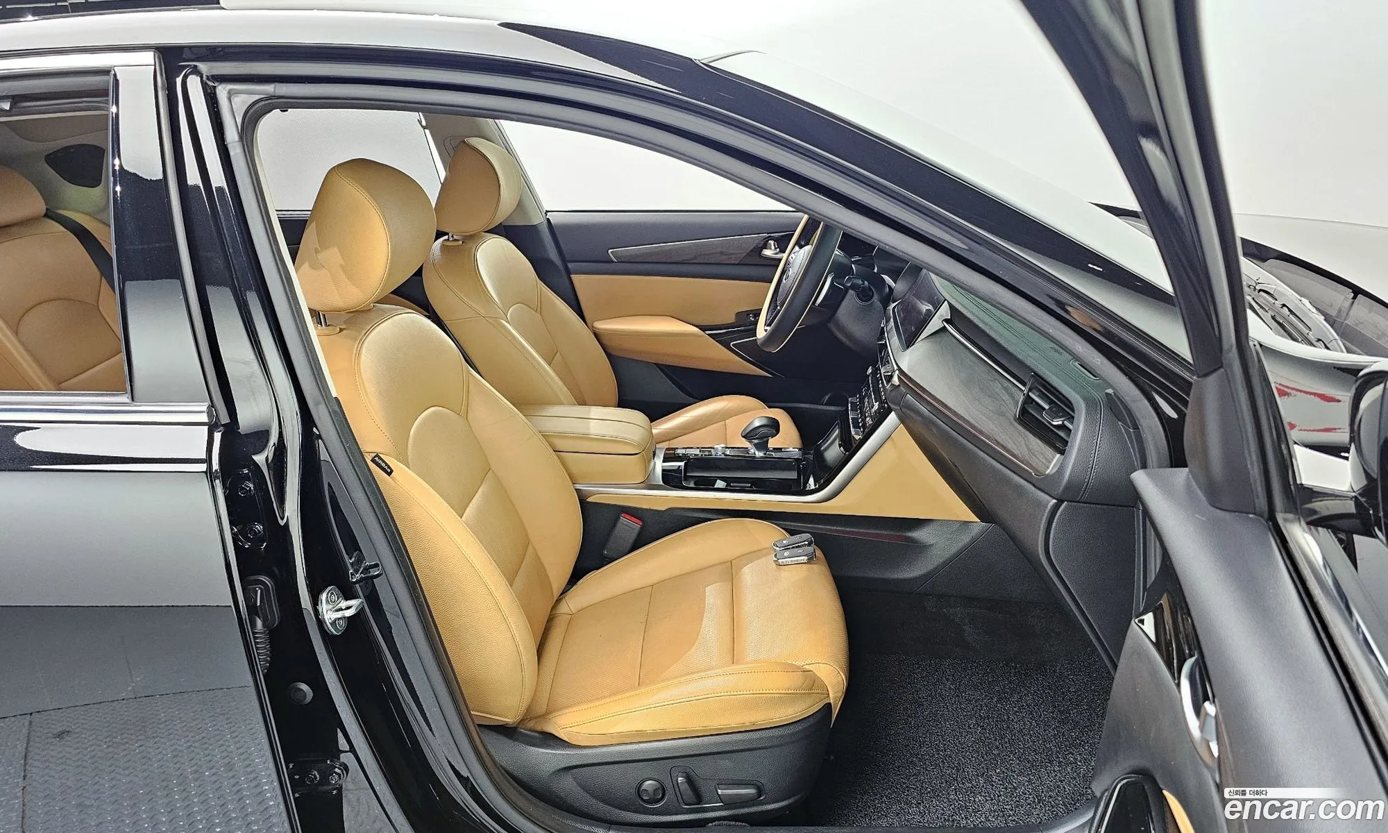 Kia K7 Premier 2019 — 18