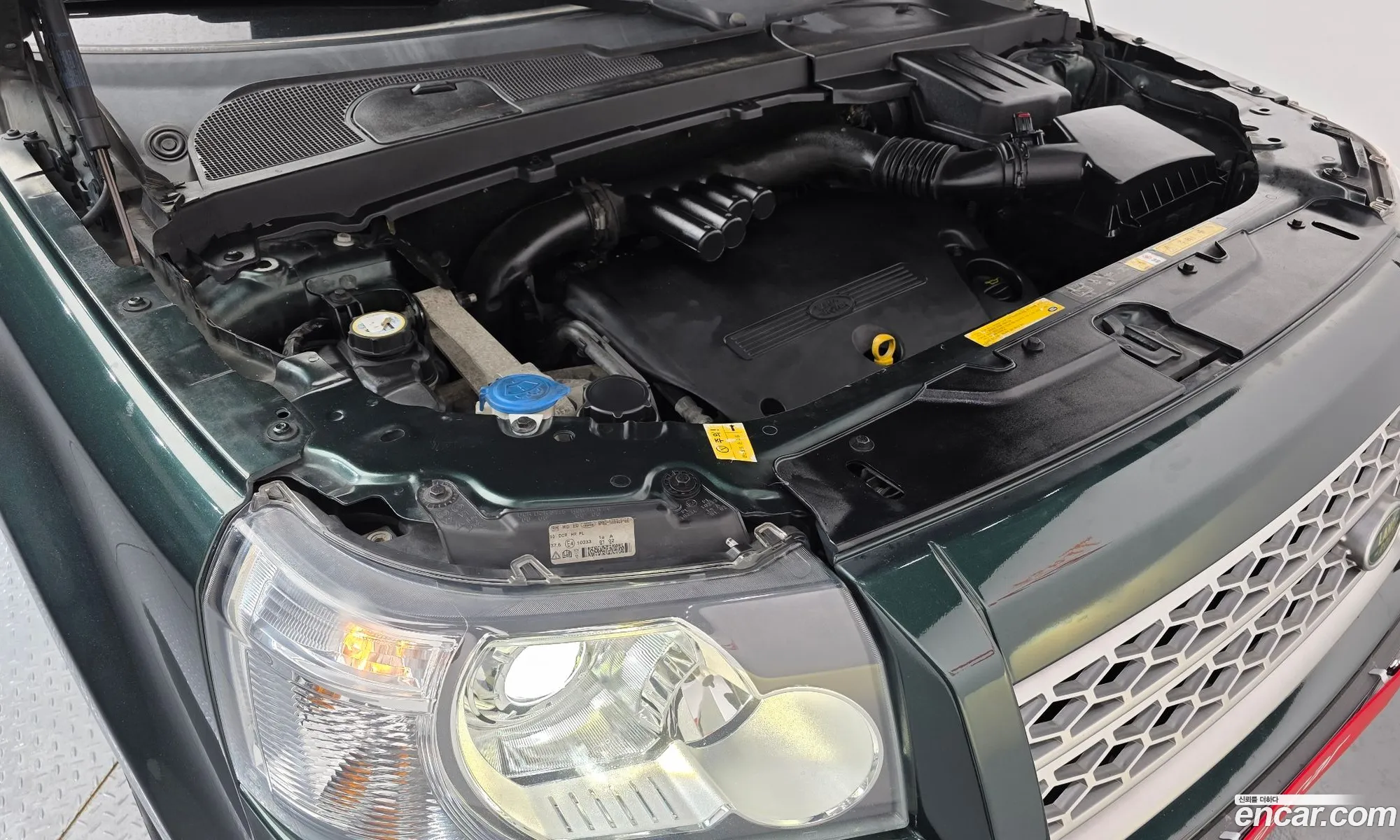 Land Rover Freelander 2 2010 SALFA2BC2AH189191 — 12