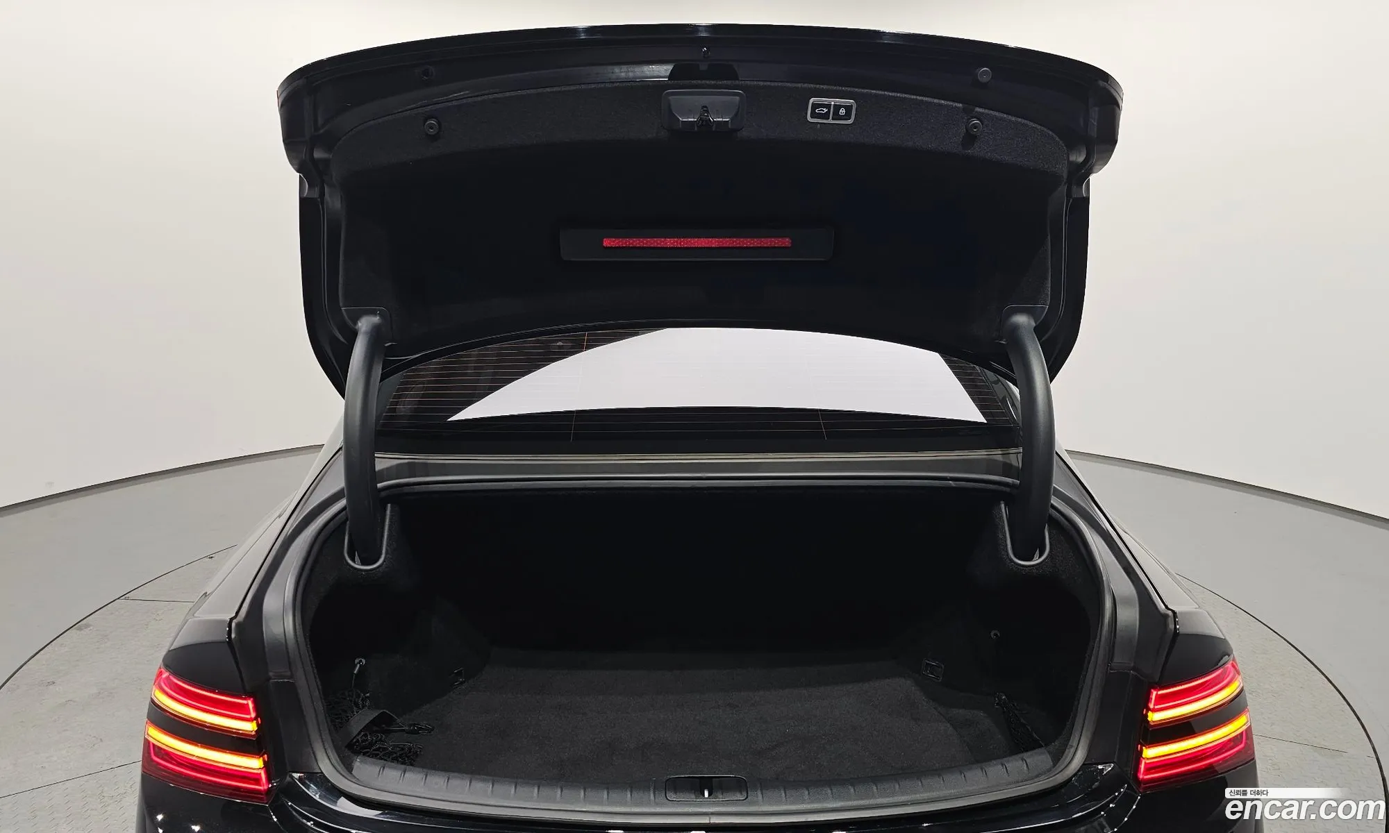 Genesis G80 2022 — 5