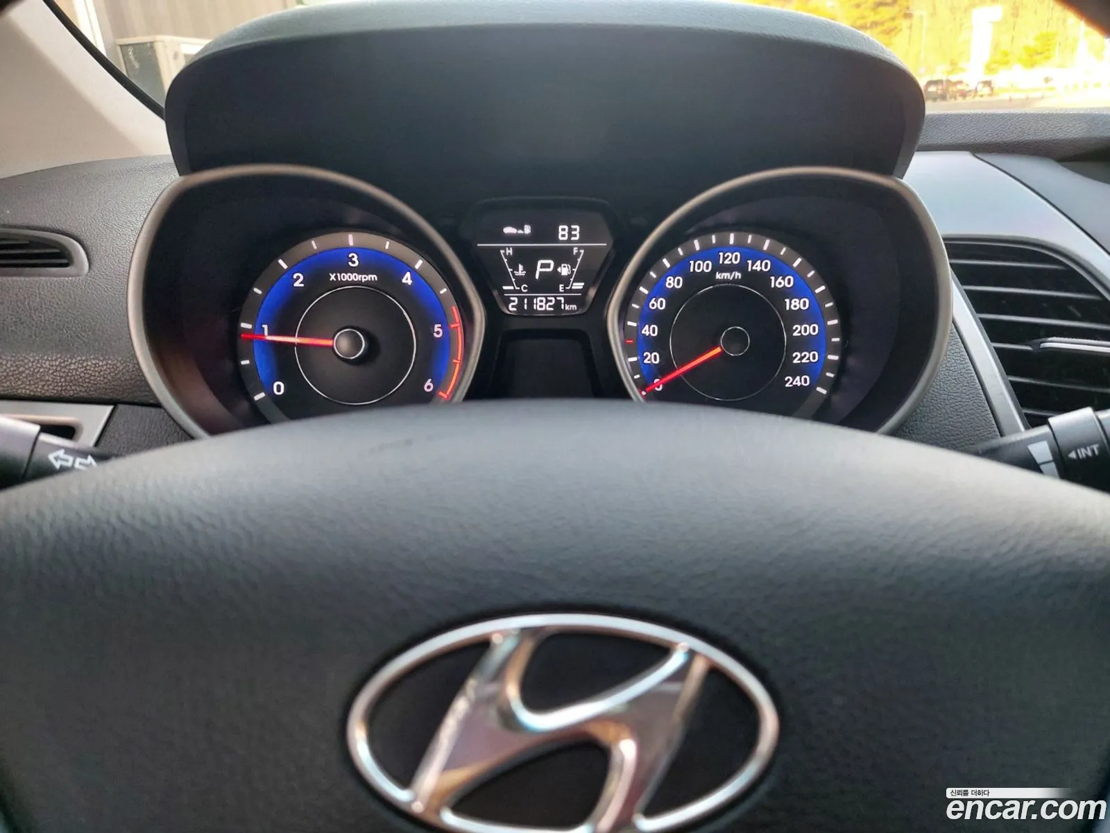 Hyundai Elantra 2015 — 5