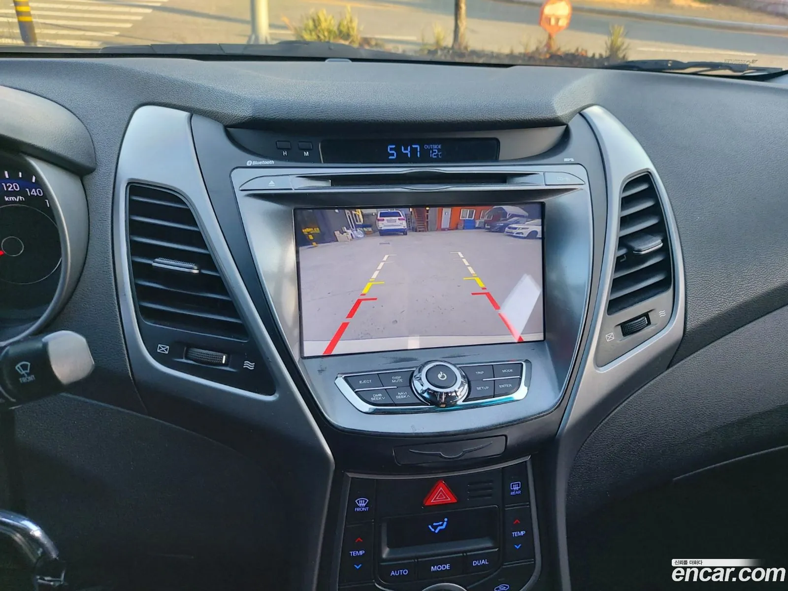 Hyundai Elantra 2015 — 9