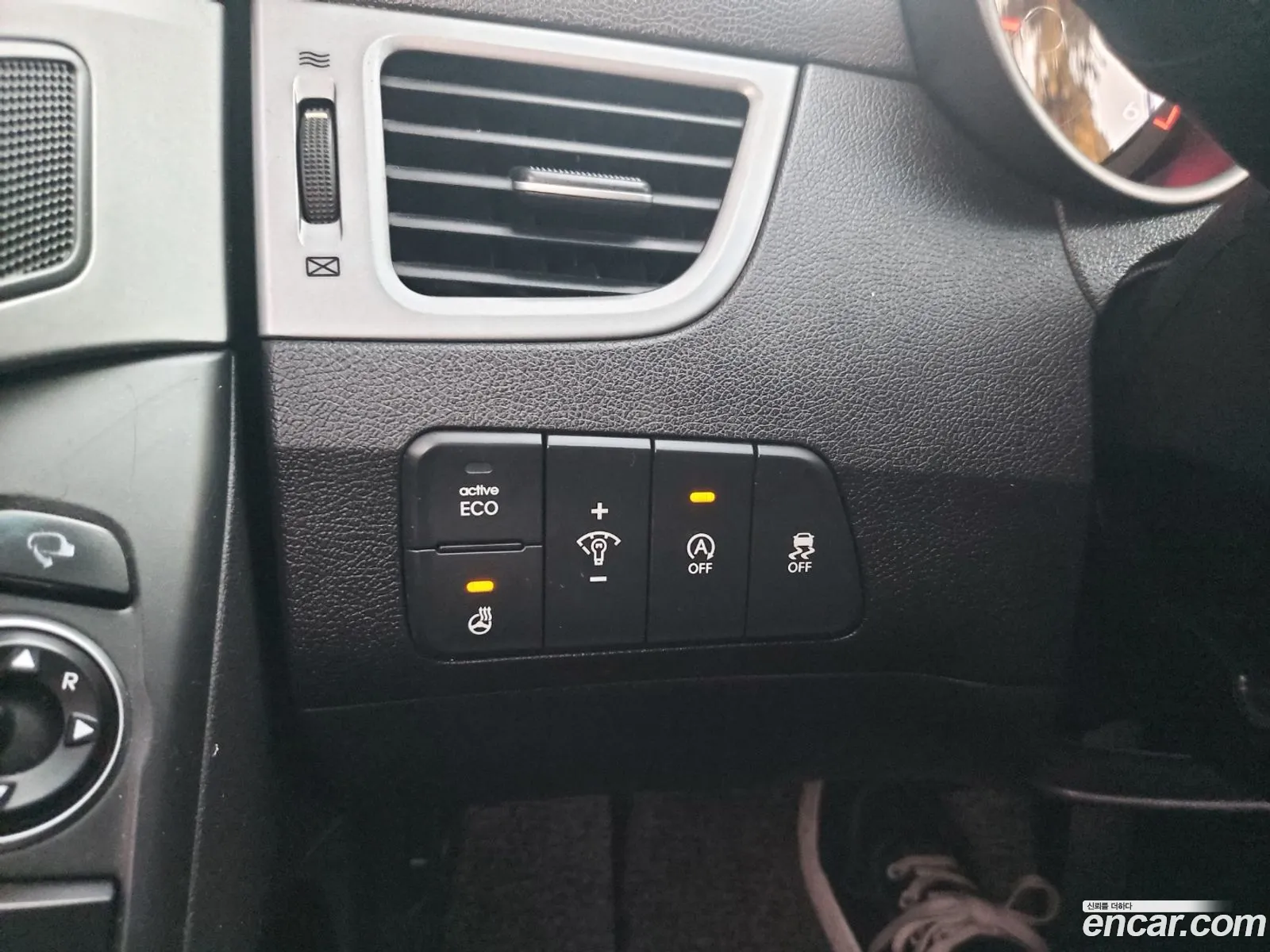 Hyundai Elantra 2015 — 17