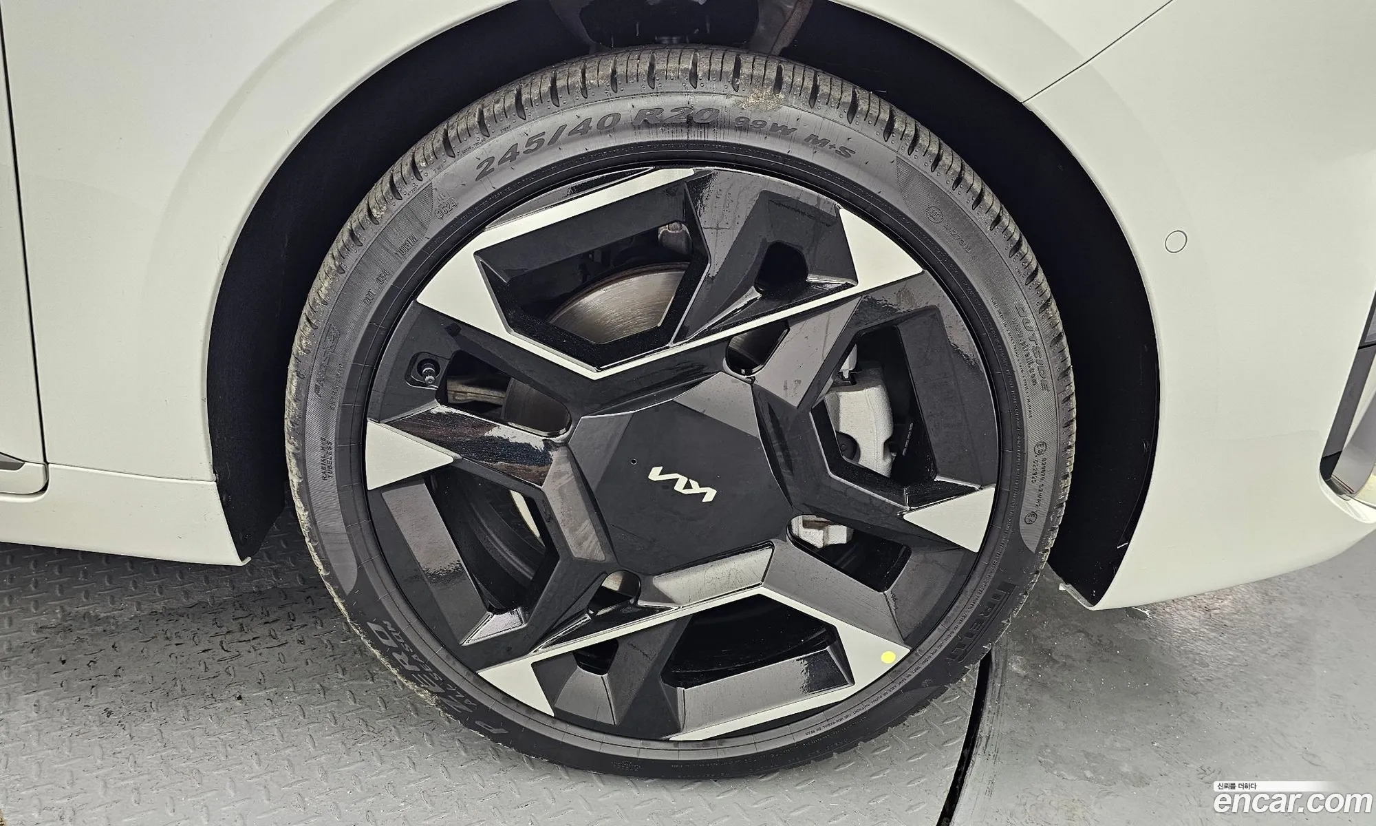 Kia K8 2025 — 12