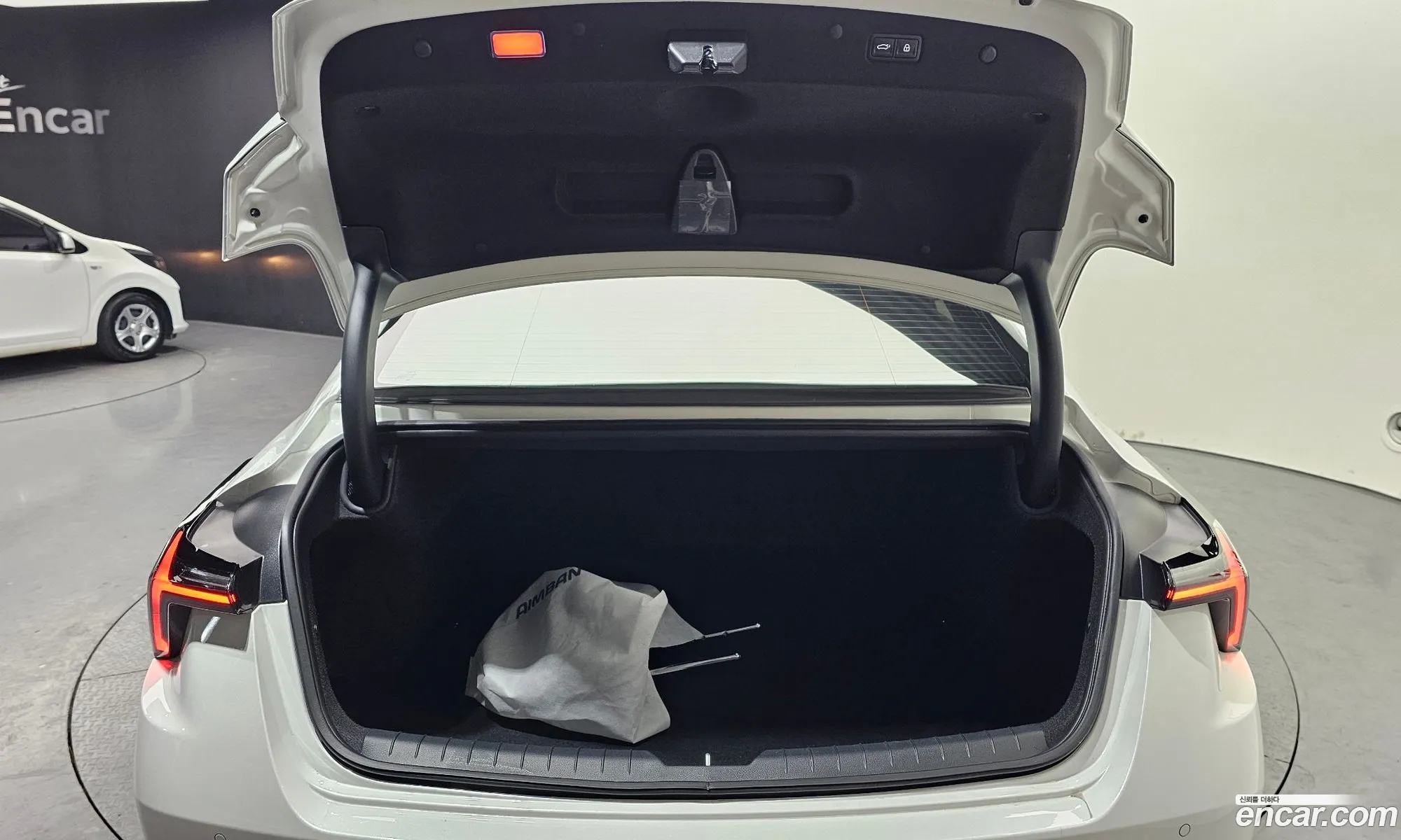 Kia K8 2025 — 11