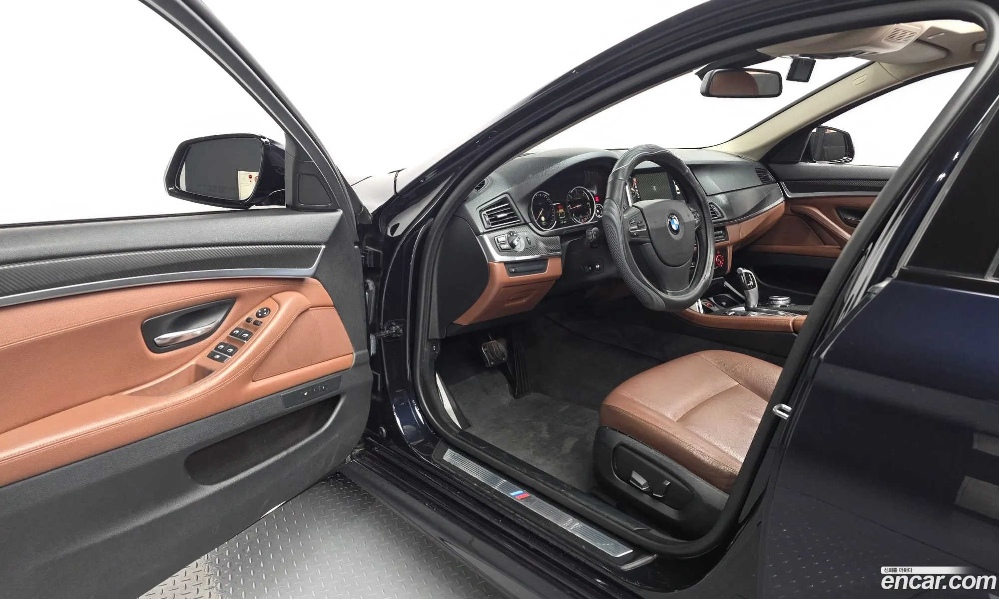 BMW 5 Series 2016 WBA5E5100GG073547 — 11