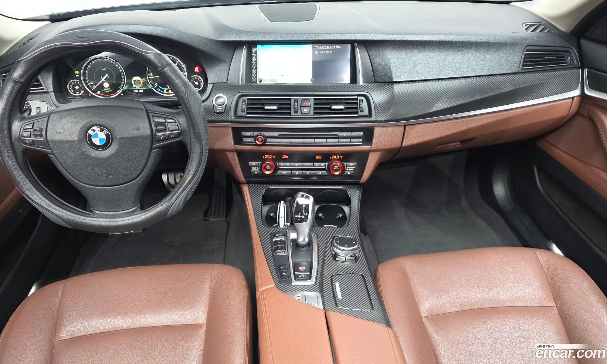 BMW 5 Series 2016 WBA5E5100GG073547 — 9