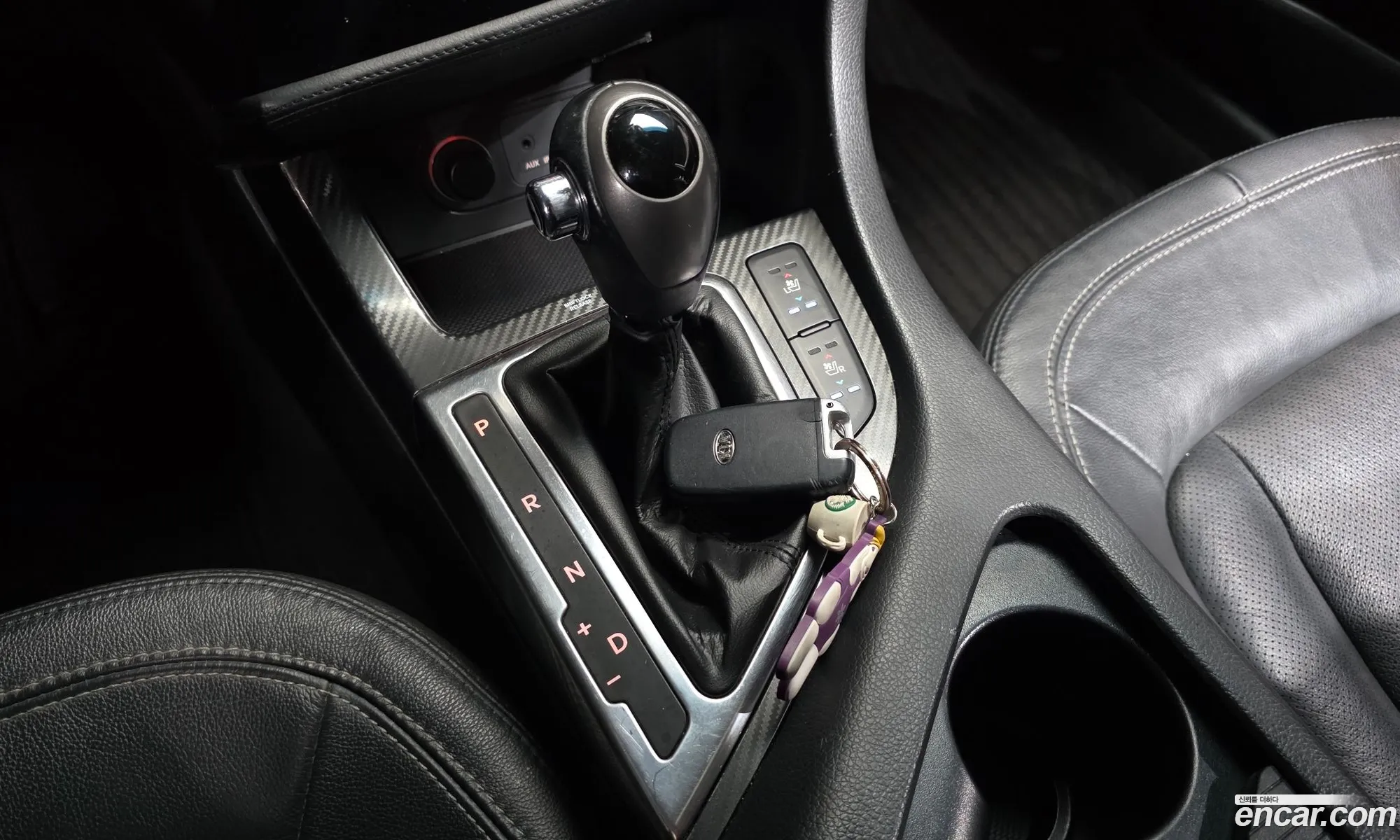 Kia K5 Hybrid 2011 — 10
