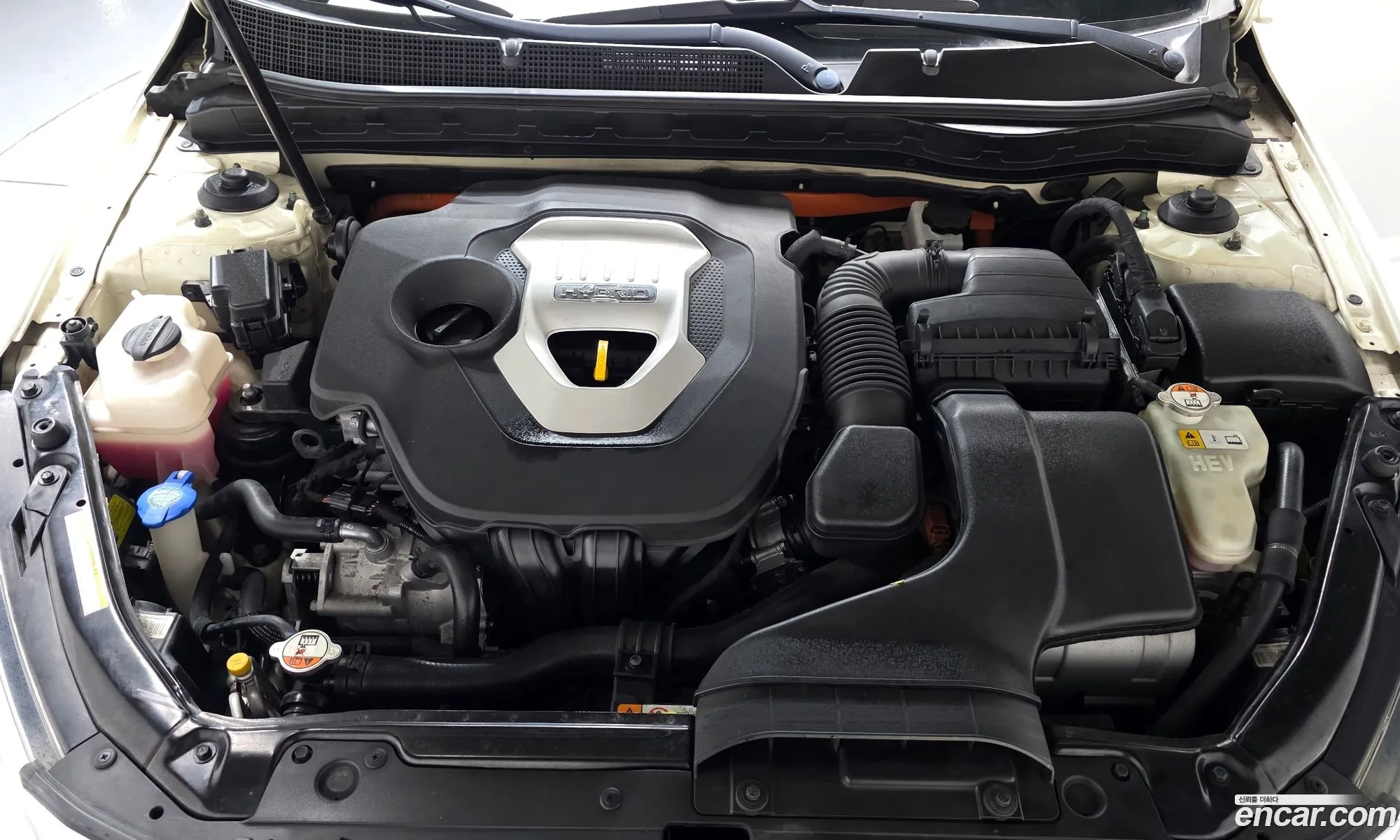 Kia K5 Hybrid 2011 — 12