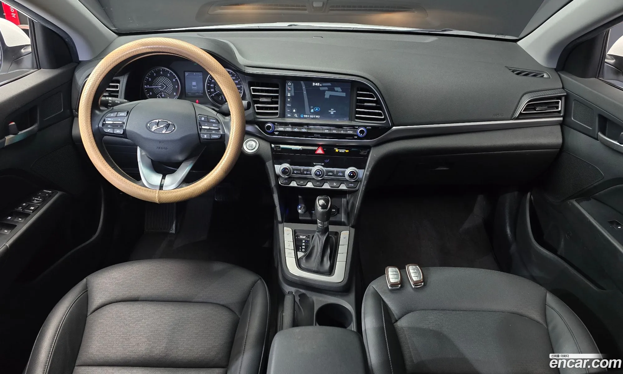 Hyundai Elantra AD 2020 — 18