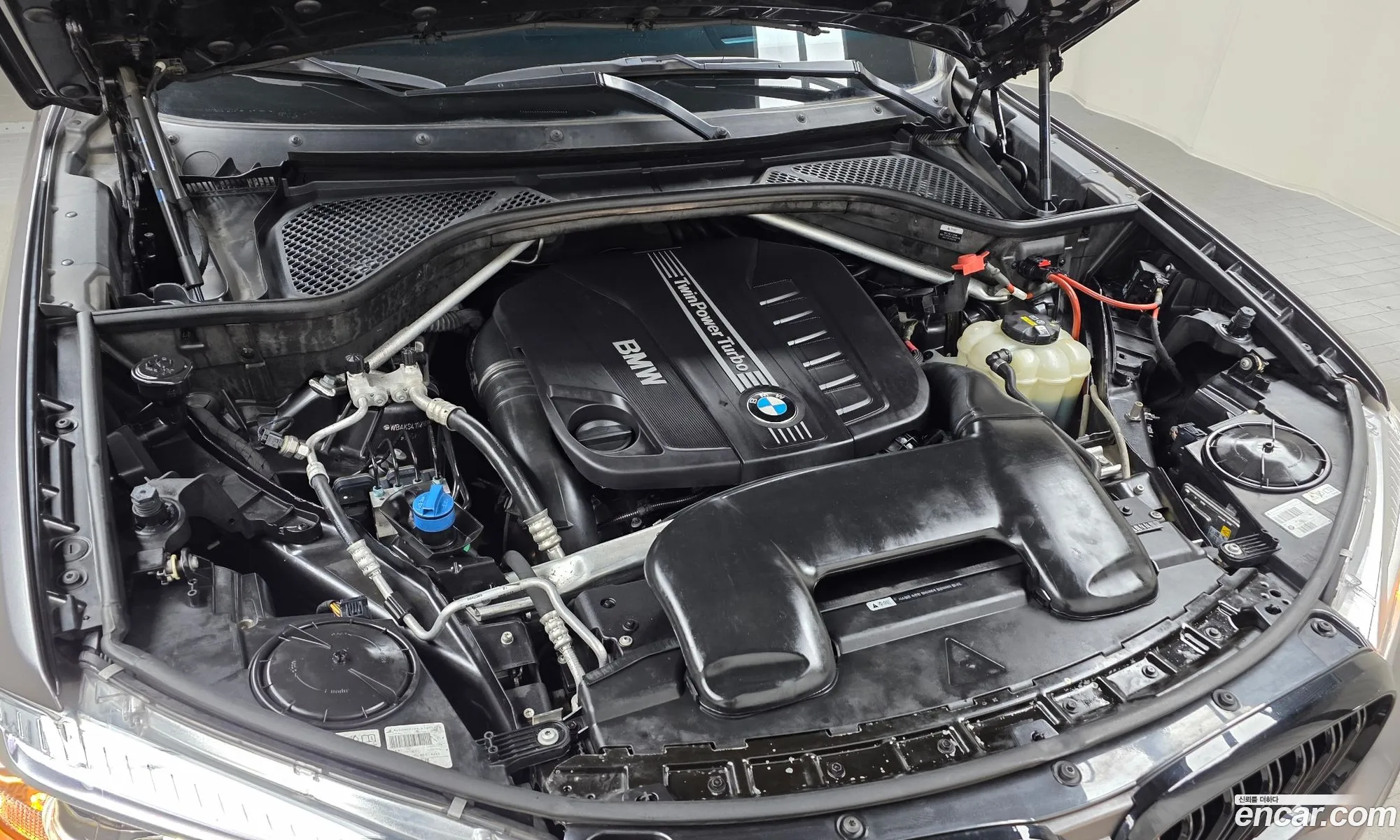 BMW X5 2017 WBAKS4102H0W61398 — 17