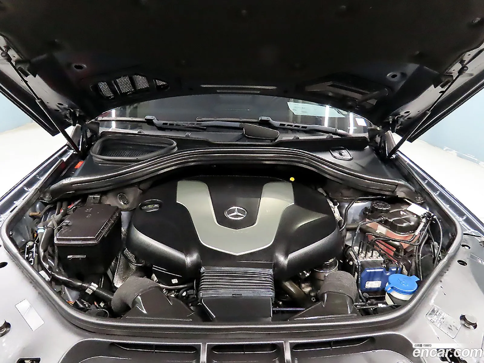 Mercedes-Benz GLE-Class W166 2016 — 5