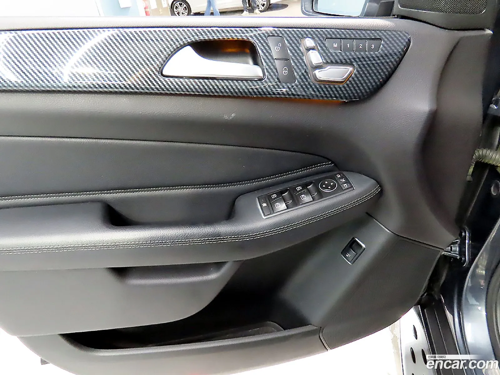 Mercedes-Benz GLE-Class W166 2016 — 9