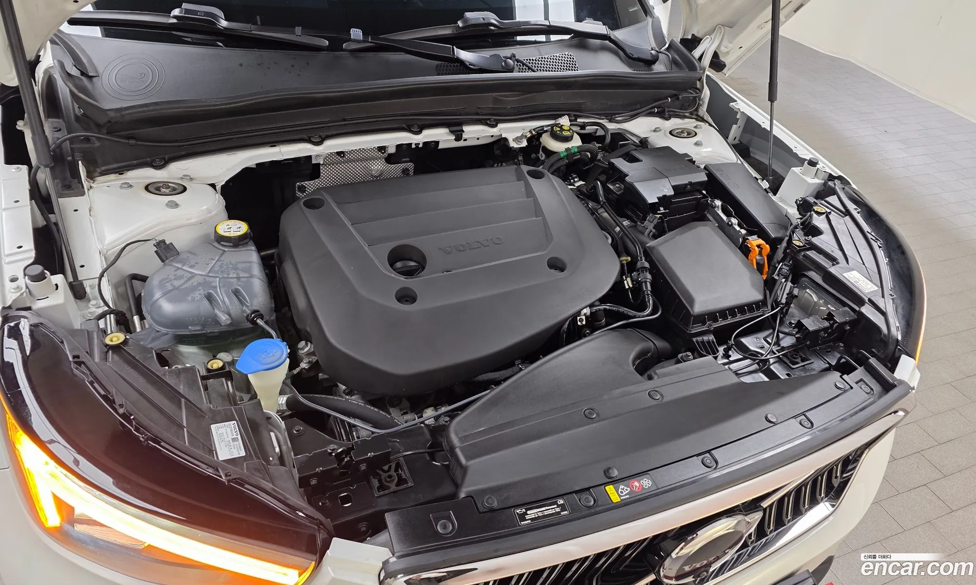 Volvo XC40 2022 — 6