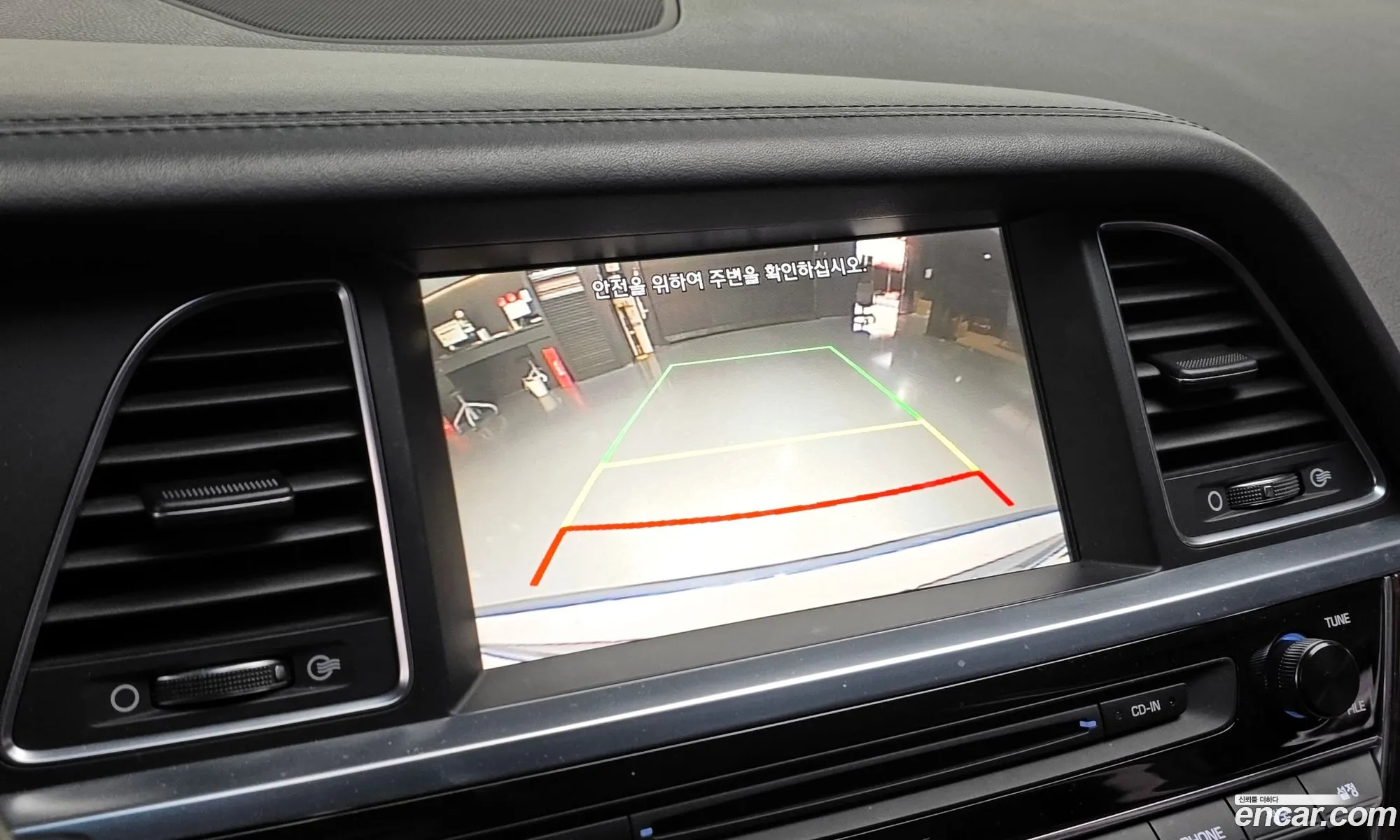 Hyundai Aslan 2015 — 14