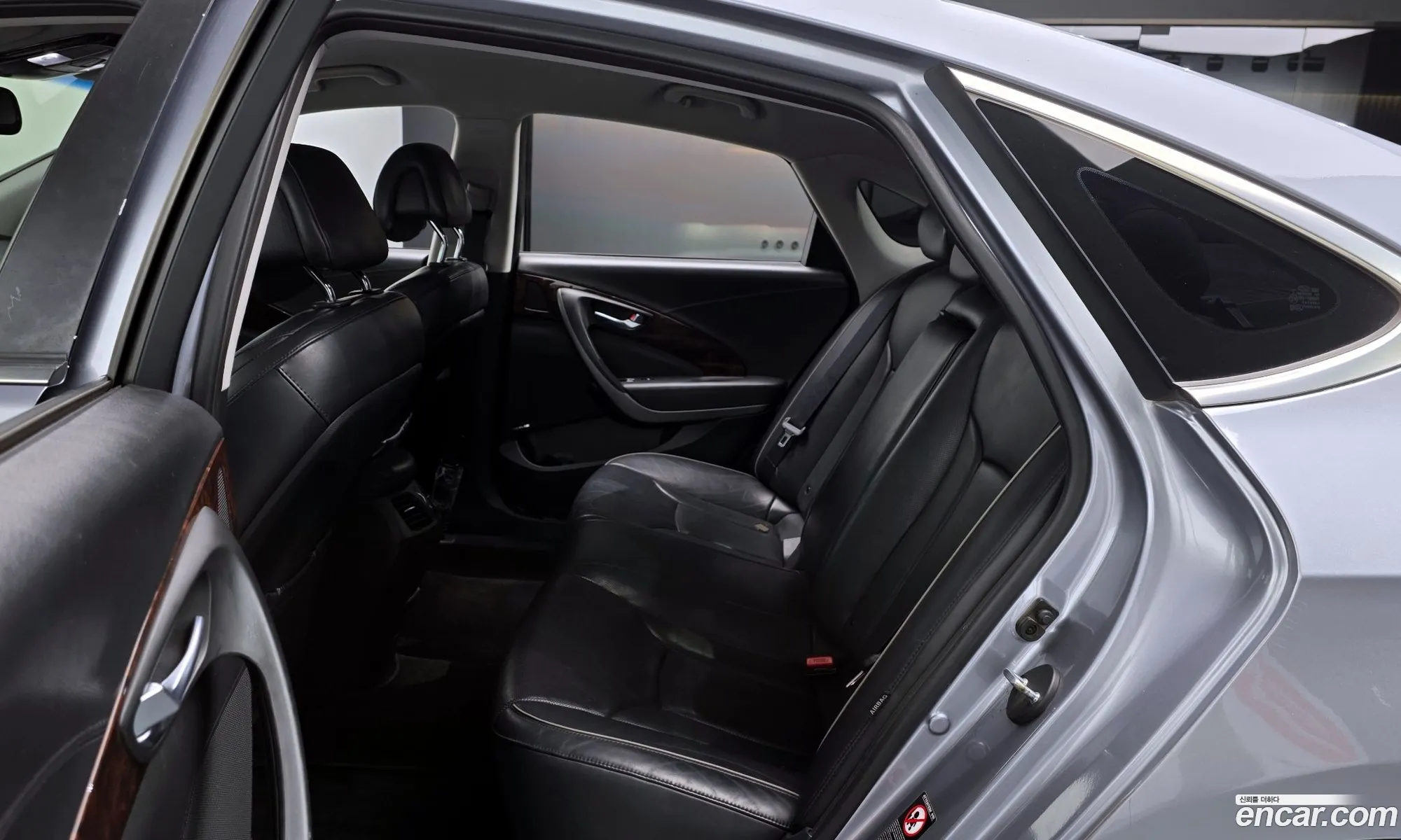 Hyundai Aslan 2015 — 9