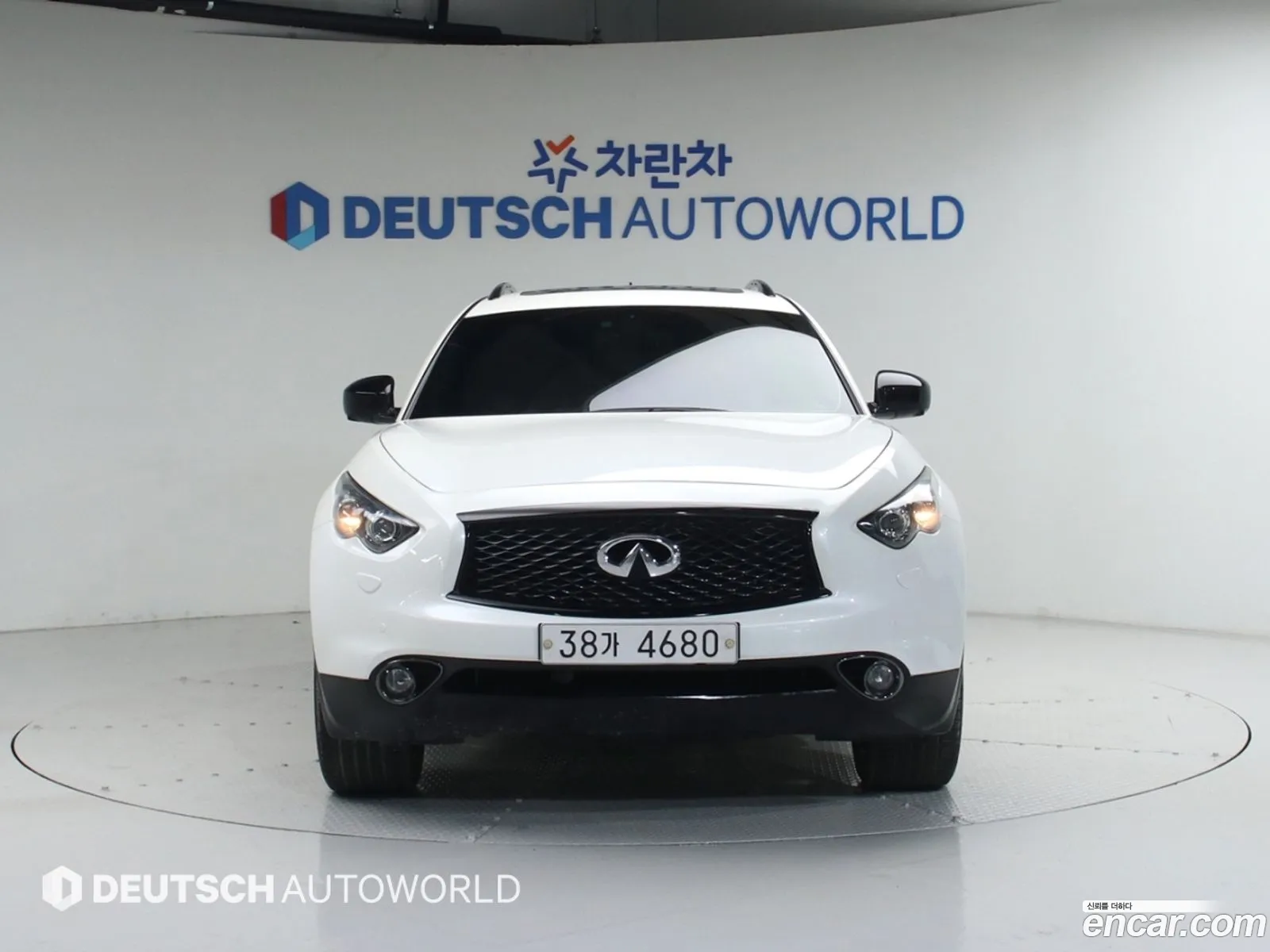 Infiniti QX70 2017 — 6