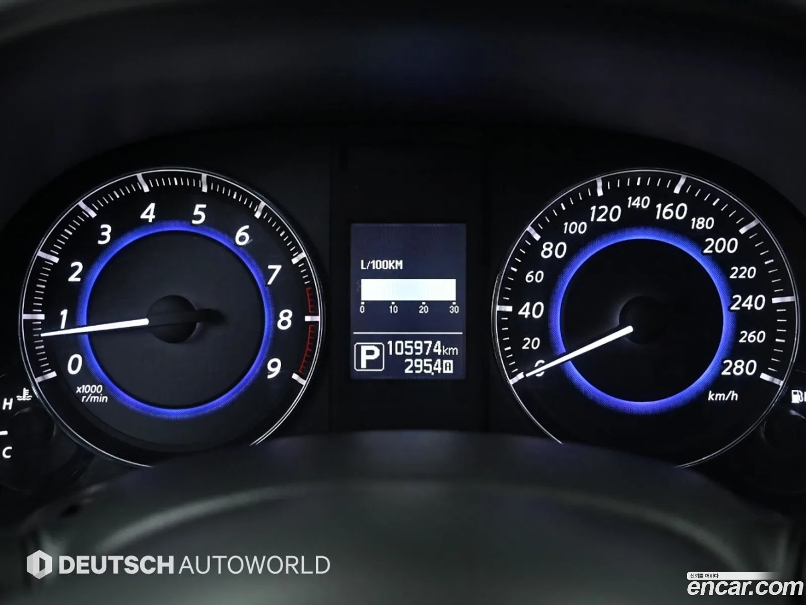Infiniti QX70 2017 — 14