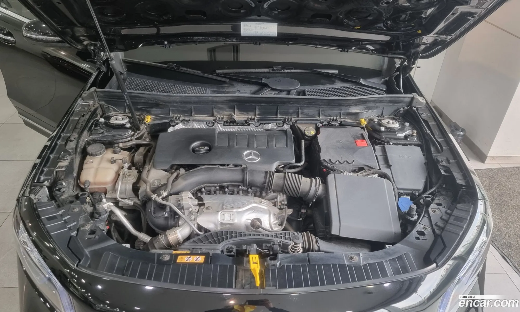 Mercedes-Benz GLB-Class X247 2020 — 10