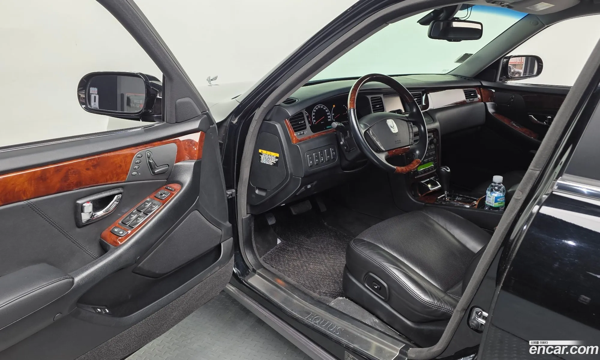 Hyundai Equus 2005 — 18