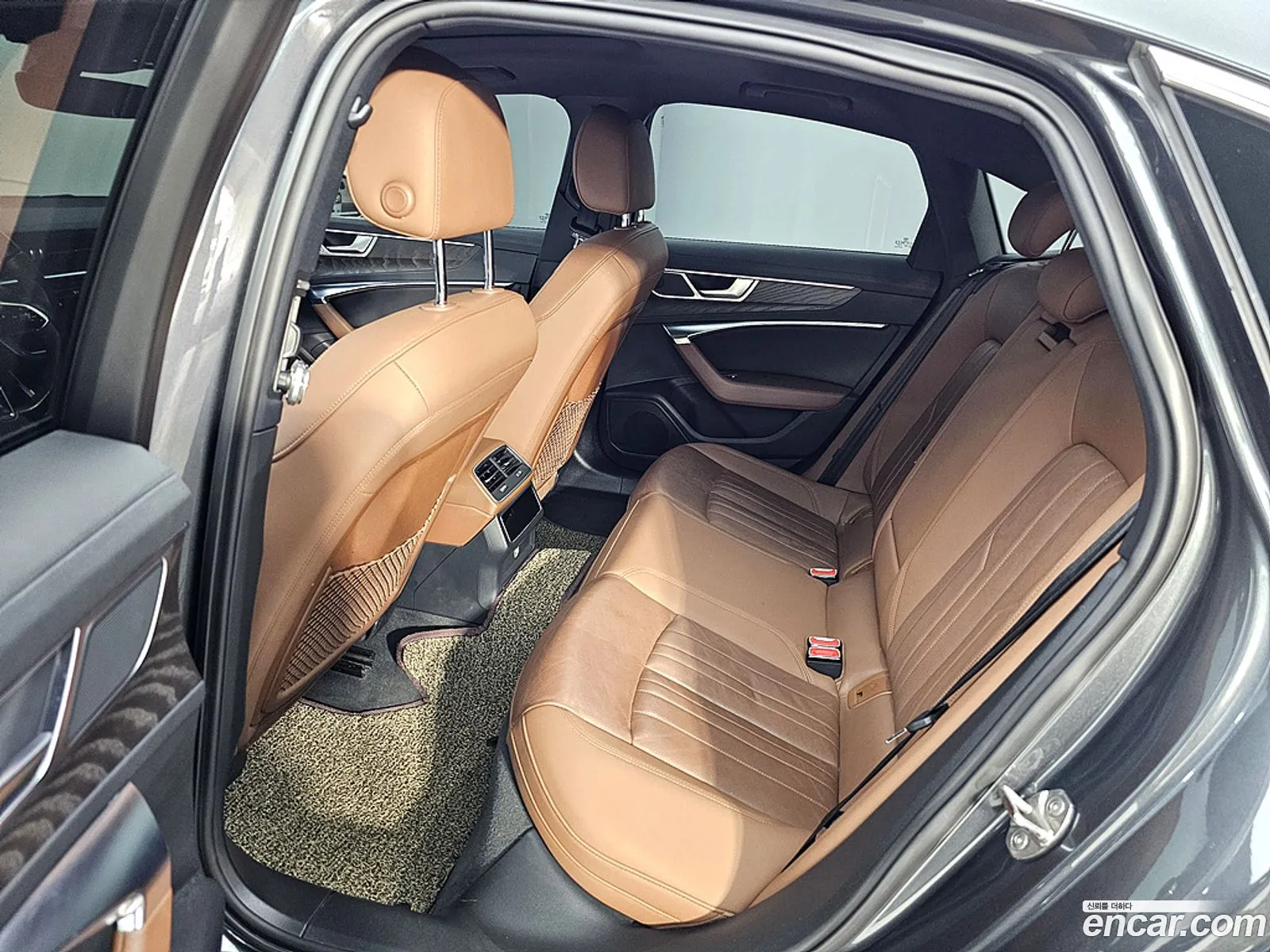 Audi A6 2021 — 8