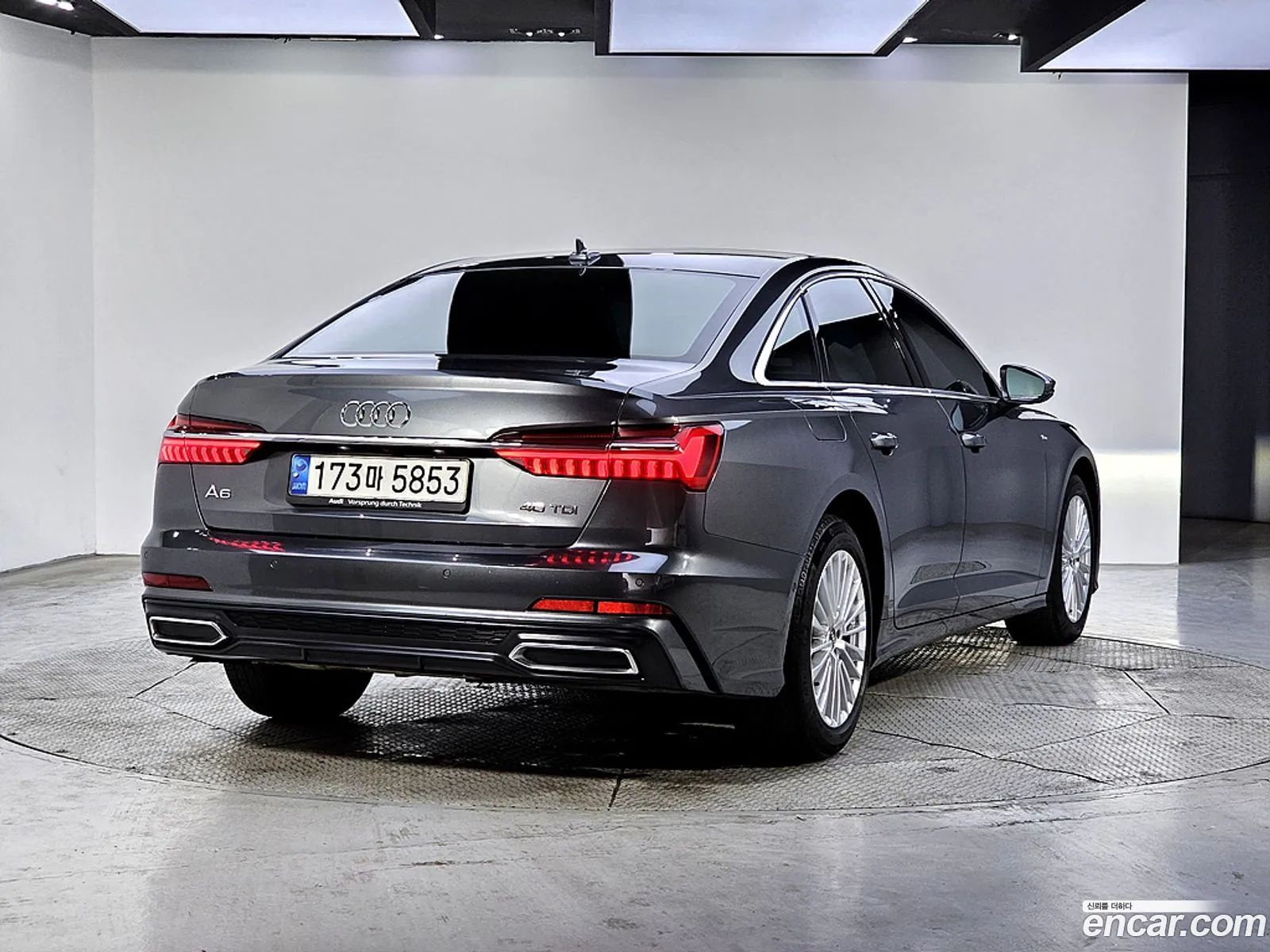 Audi A6 2021 — 6