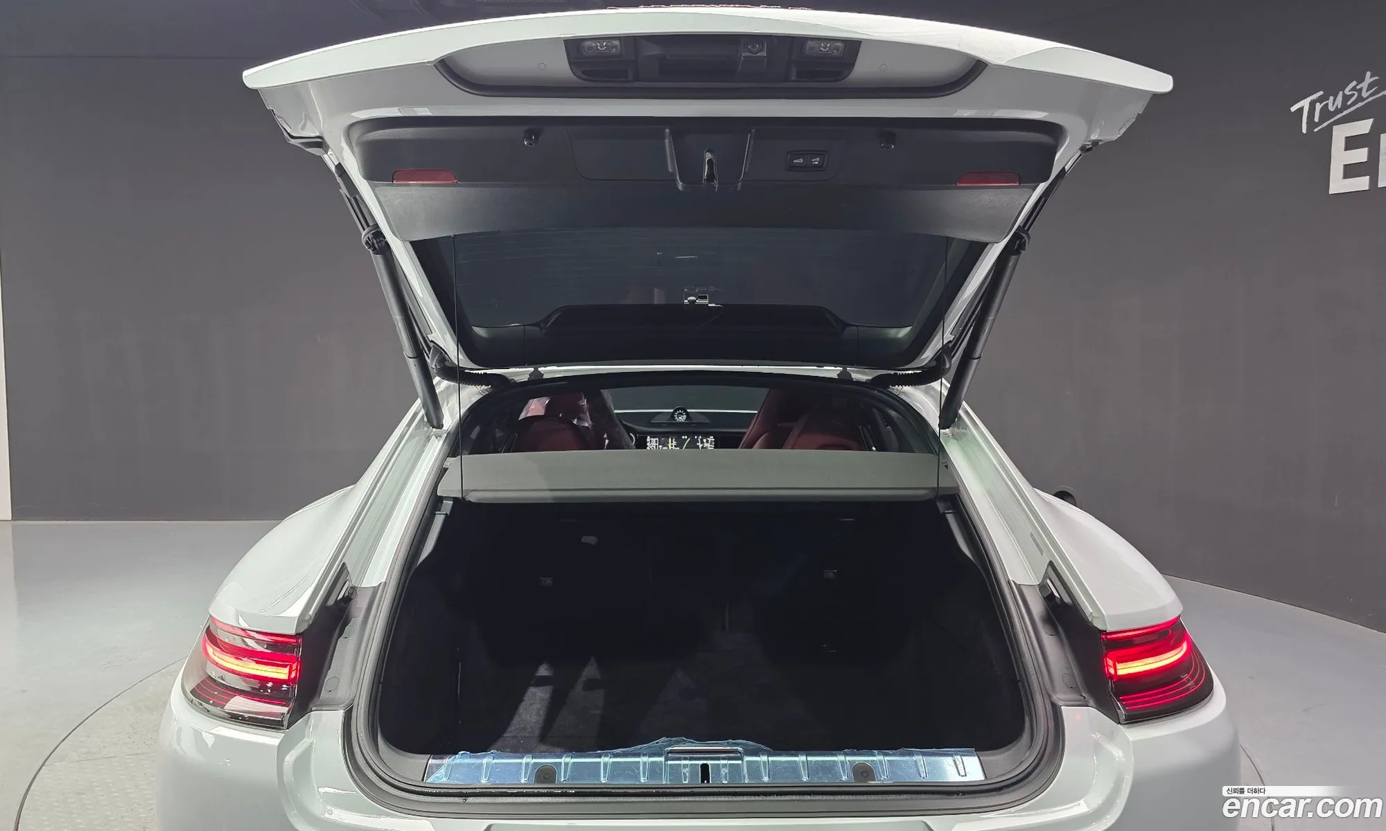 Porsche Panamera 2020 WP0AE2977LL131737 — 17