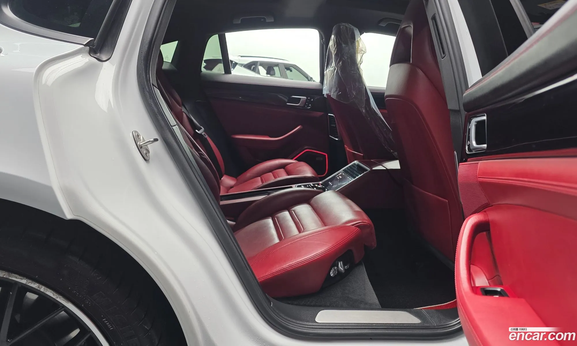 Porsche Panamera 2020 WP0AE2977LL131737 — 19