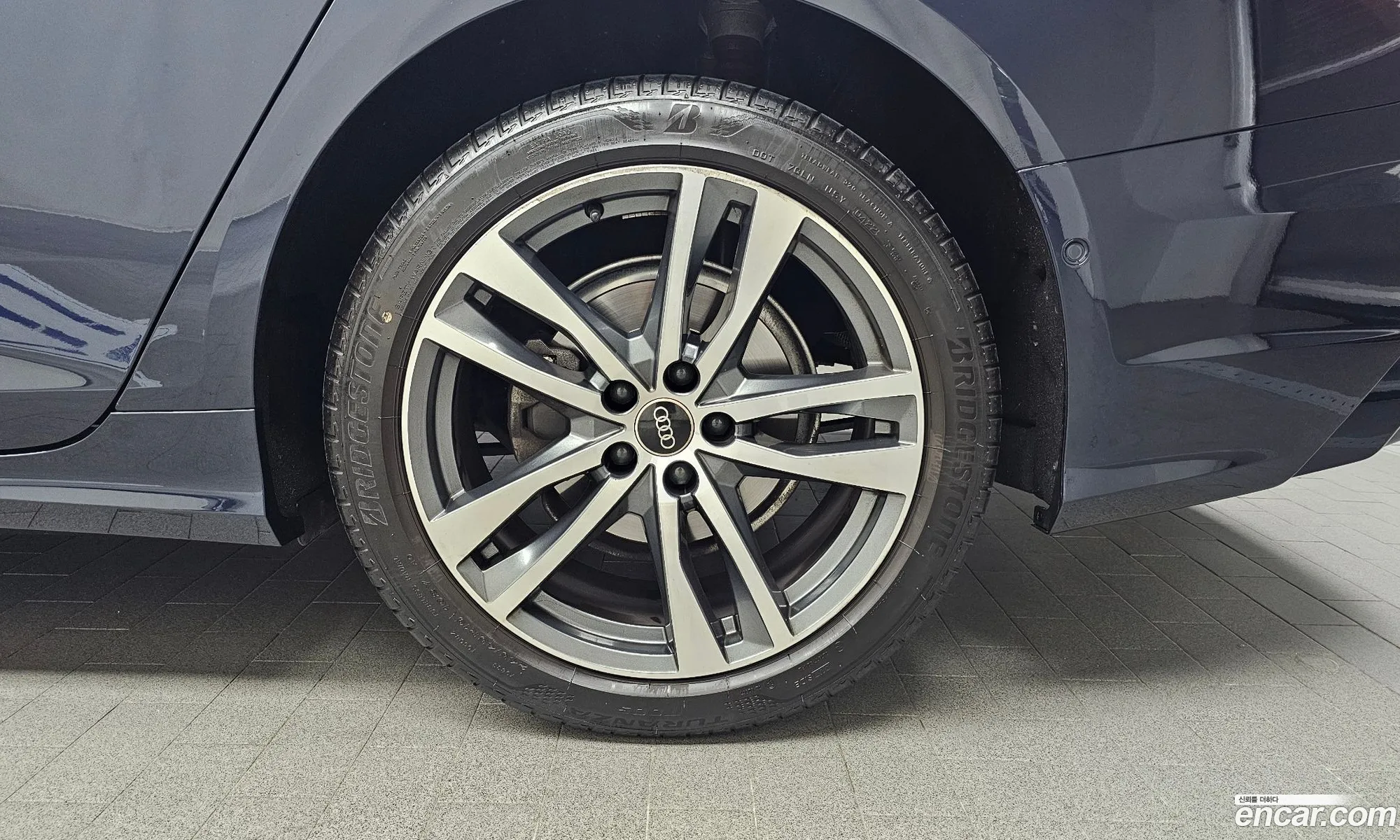 Audi A6 2022 WAUZZZF24NN045363 — 13