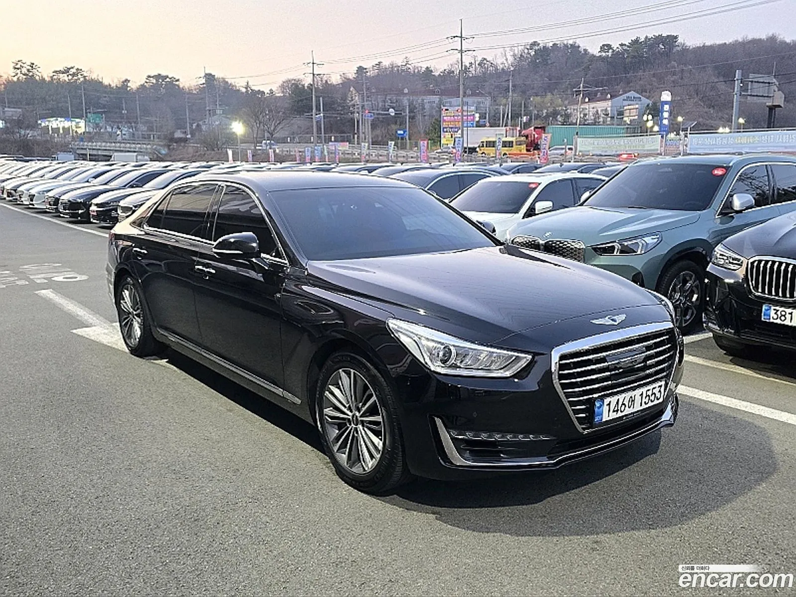 Genesis EQ900 2018 — 2