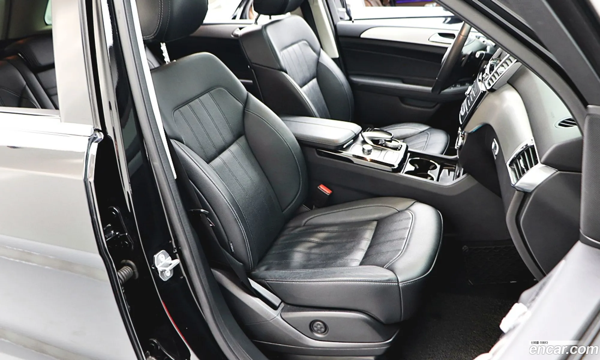 Mercedes-Benz GLE-Class W166 2018 — 6