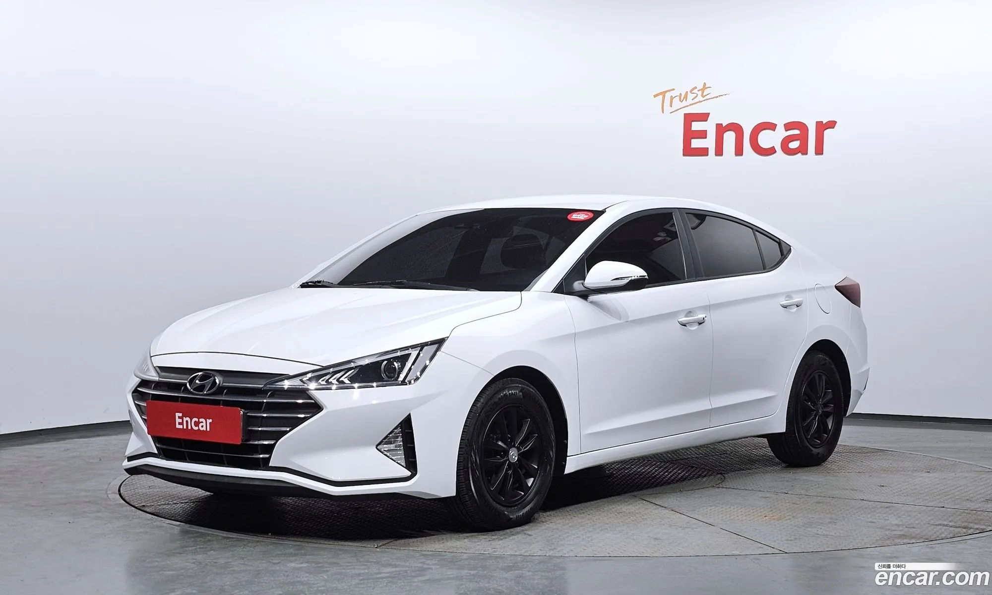 Hyundai Elantra AD 2019 — 8