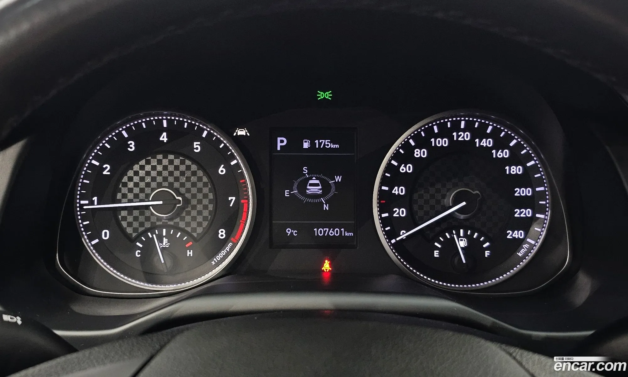 Hyundai Elantra AD 2019 — 16