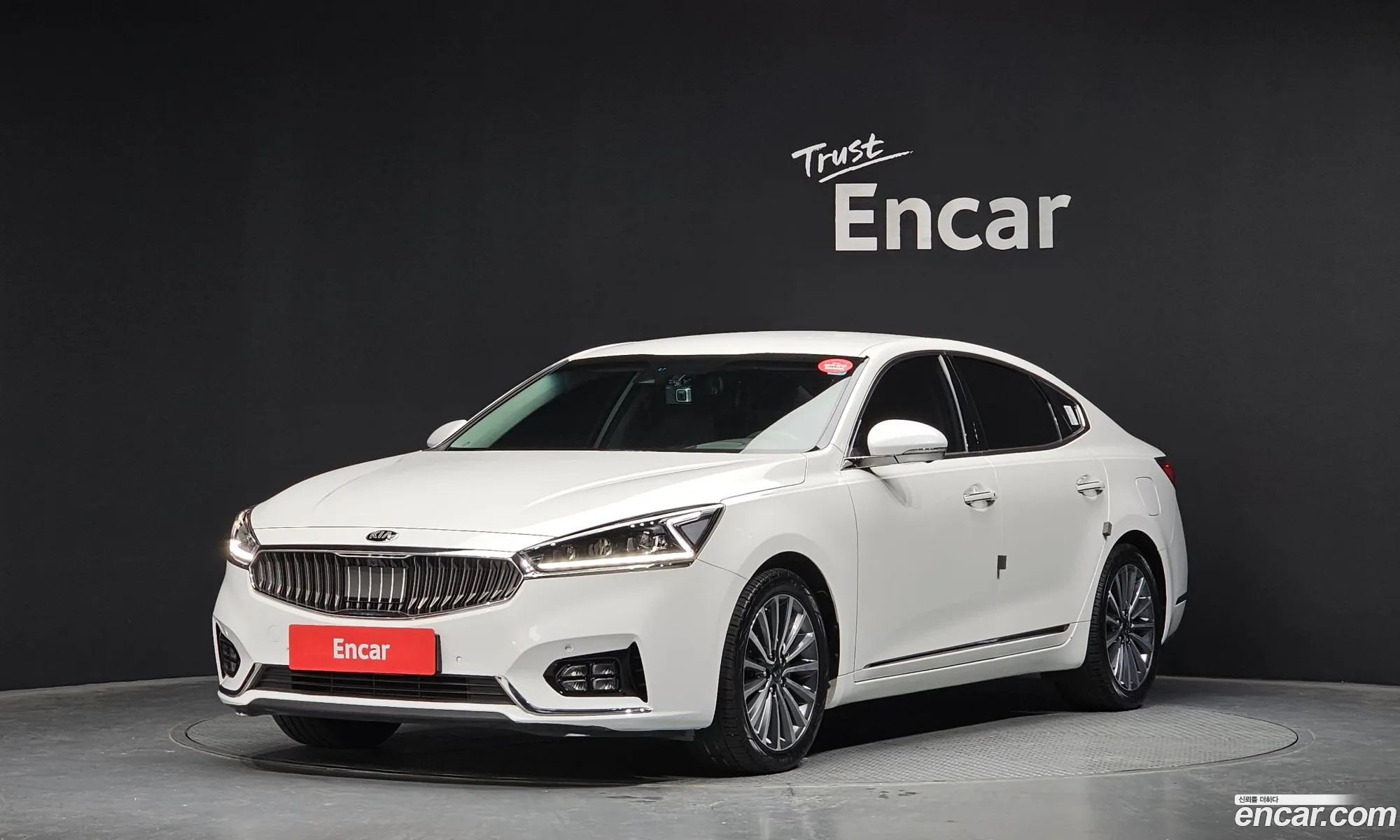 Kia K7 2017 — 12