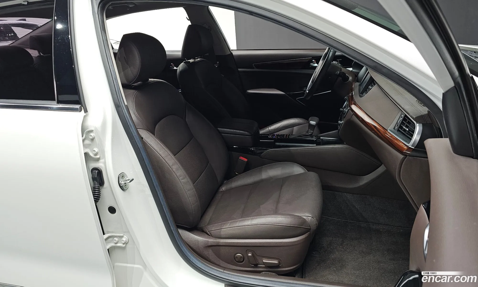 Kia K7 2017 — 20