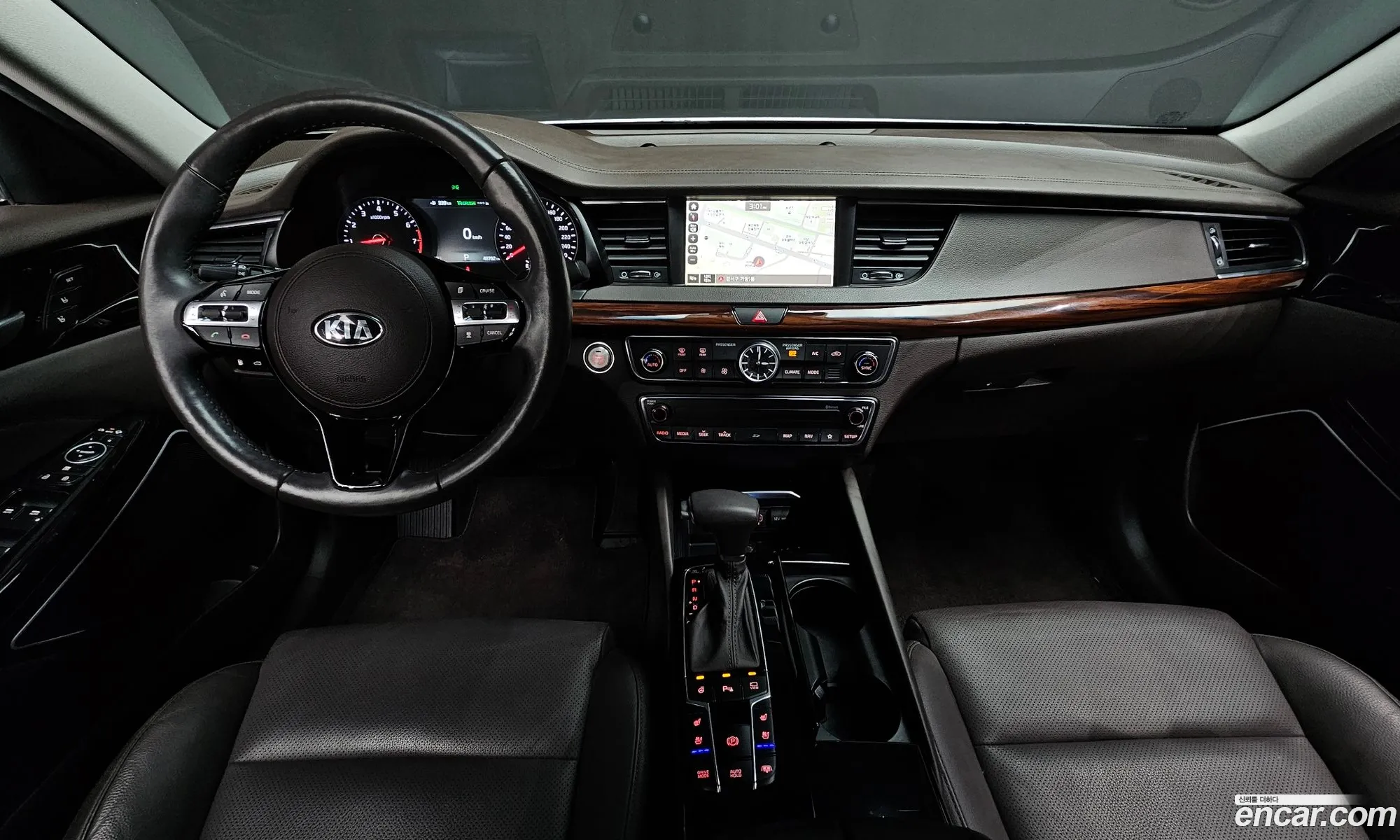 Kia K7 2017 — 14