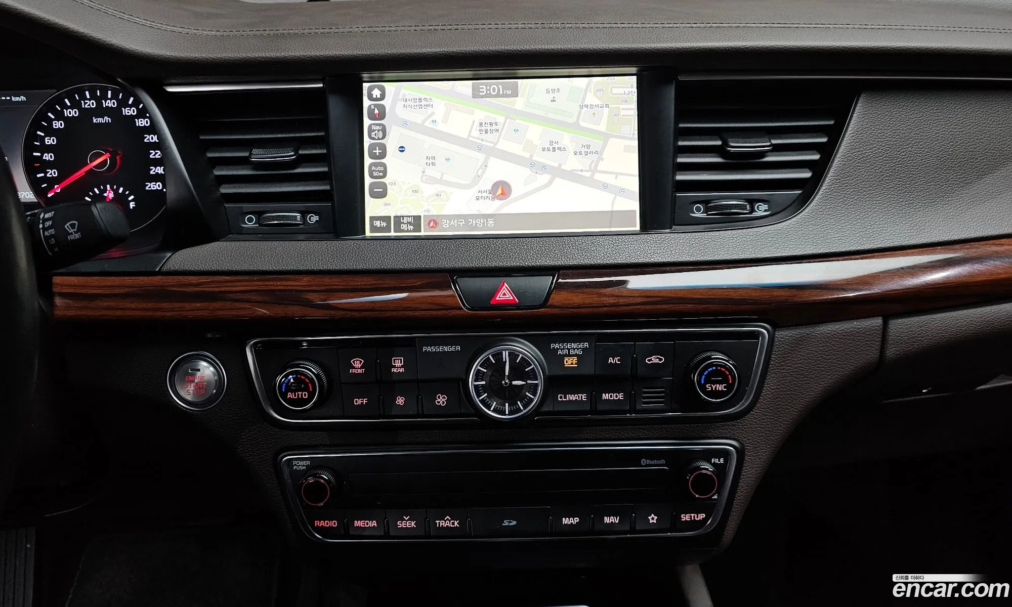 Kia K7 2017 — 7