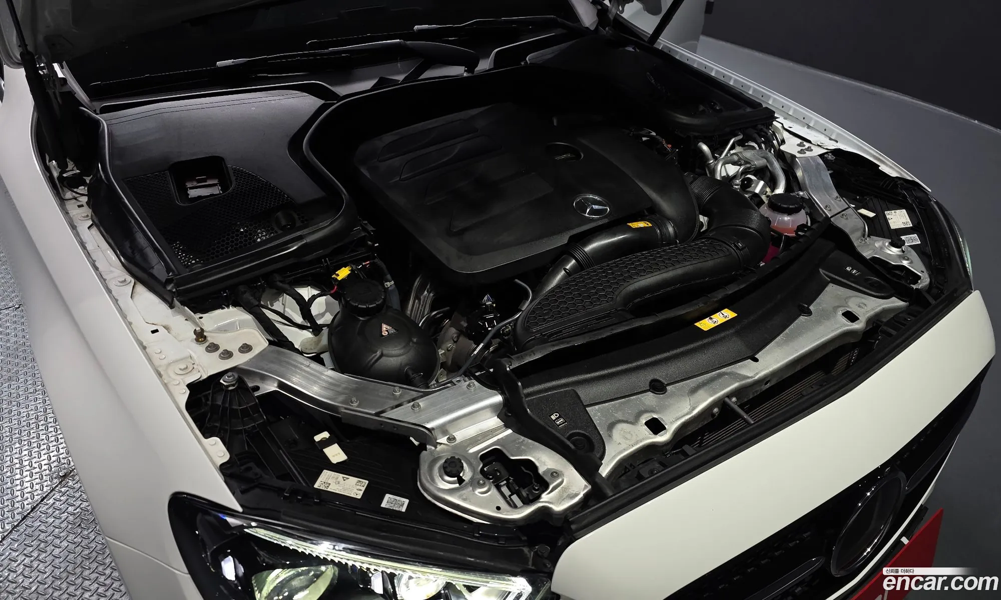 Mercedes-Benz E-Class W213 2022 — 13
